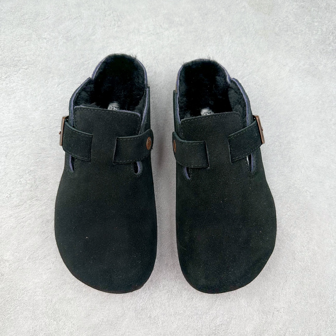 图片[2]-Birkenstock Boston VL 勃肯软木底包头拖鞋加绒版 天鹅绒般的绒面革赋子休闲的经典外观 四季皆宜 柔软的鞋床采用额外的泡沫缓冲层 提供额外的舒适感和全天支撑 全网独家首发 源于德国的严谨工艺 牛巴戎面 中层松木 EVA 三层组合大底 优质牛皮面料五金扣 出口订单 尺码：35-40-选品中心