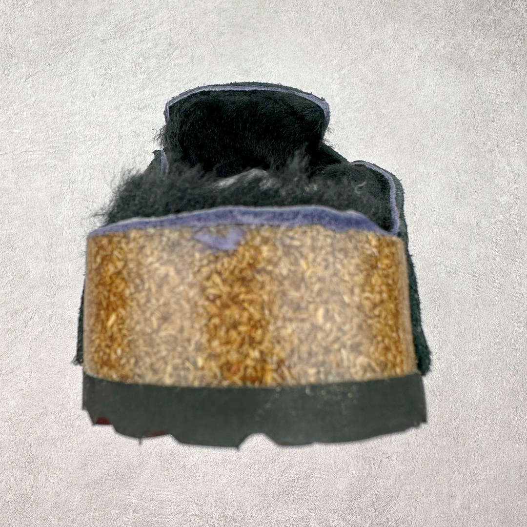 图片[8]-Birkenstock Boston VL 勃肯软木底包头拖鞋加绒版 天鹅绒般的绒面革赋子休闲的经典外观 四季皆宜 柔软的鞋床采用额外的泡沫缓冲层 提供额外的舒适感和全天支撑 全网独家首发 源于德国的严谨工艺 牛巴戎面 中层松木 EVA 三层组合大底 优质牛皮面料五金扣 出口订单 尺码：35-40-选品中心