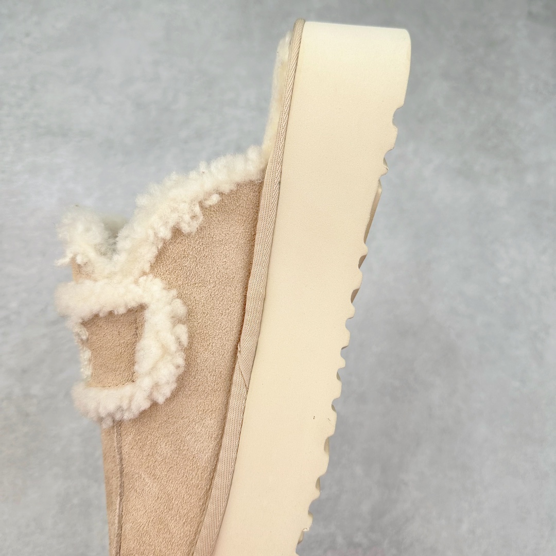 图片[7]-UGG W Classic Coquette Clog Slipper II 科凯特2.0系列时尚居家穆勒风包头舒适保暖露跟半拖鞋 货号：OB938 产品描述：休闲系列作为本季主力系列，轻盈耐磨的橡胶大底，让穿着的舒适性提升 品名：Classic Coquette Clog Slipper II 科凯特2.0系列鞋面：翻毛皮革/织物 尺码：35-40-选品中心