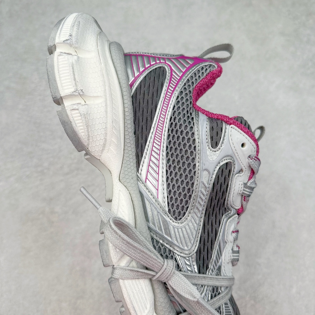 图片[6]-＃纯原 BALENCIAGA 3XL Sneakers 巴黎世家十代网布系带低帮走秀复古老爹鞋 全套原纸板楦头开发 最原汁原味的灵魂版型 全鞋荧光划线卡点 胶水把控整洁度追求极致完美 每一双都是工艺品 多重QC质检 超越公司货的品控标准 实实在在的免检产品 原盒原配 正确字体电绣 粗细、位置、大小正确 侧边TPU 透气孔匹配意产原版 正确分离大底 TPU软底 原版一致大底LOGO 立体感十足 原厂皮料水洗做旧 采购原厂网纱 不含皮革 网布材料和聚氨酯 磨损效果 鞋头边缘和后帮 Balenciaga 徽标 鞋面和后跟凸印尺码 鞋舌 3XL 橡胶品牌标识和反光细节 鞋帮拉袢和鞋舌拉祥 配反光细节 备用鞋带在鞋履前侧 可在穿着前取下 便于不同造型搭配 正常尺码 尺码：35 36 37 38 39 40 41 42 43 44 45 46-选品中心