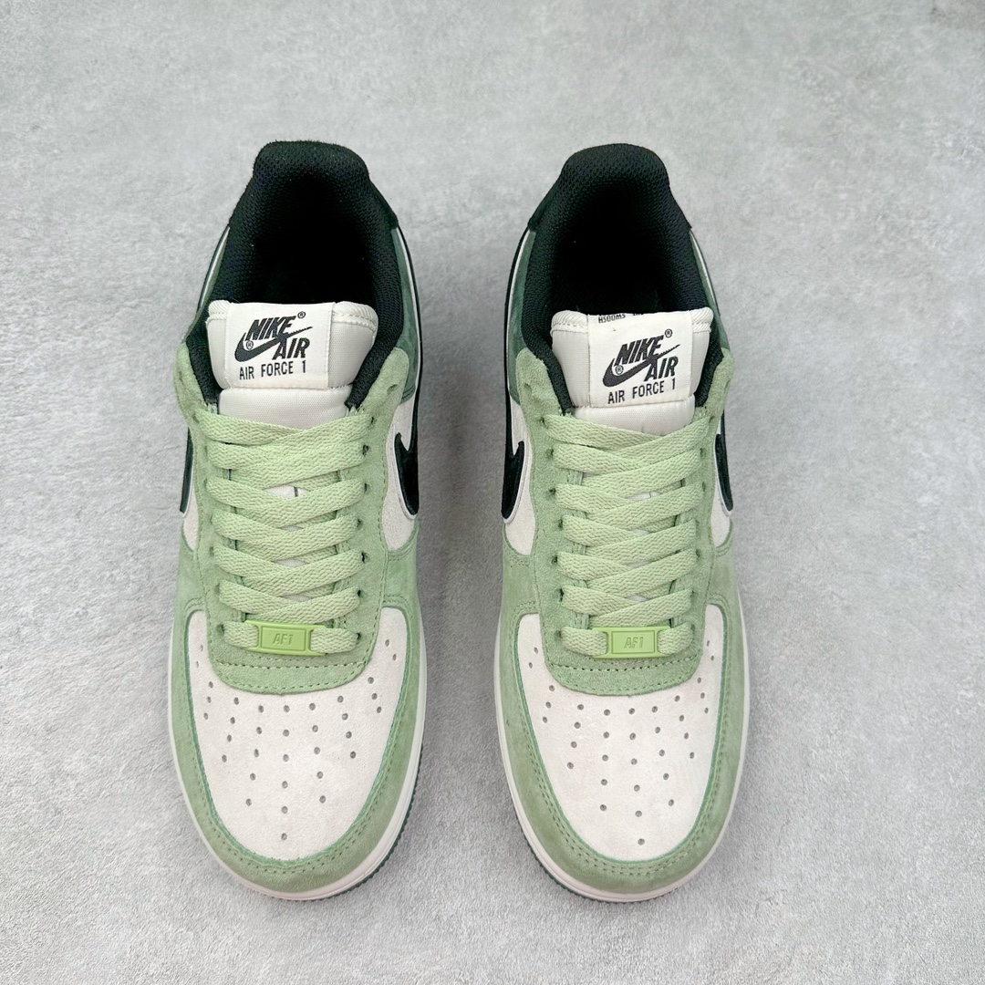 图片[2]-NK Air Force 1´07 Low 空军一号低帮百搭休闲运动板鞋 LB8989-333 柔软、弹性十足的缓震性能和出色的中底设计 横跨复古与现代的外型结合 造就出风靡全球 三十多年的Force 1 直到今天还深受青睐 尺码：36 36.5 37.5 38 38.5 39 40 40.5 41 42 42.5 43 44 44.5 45-选品中心