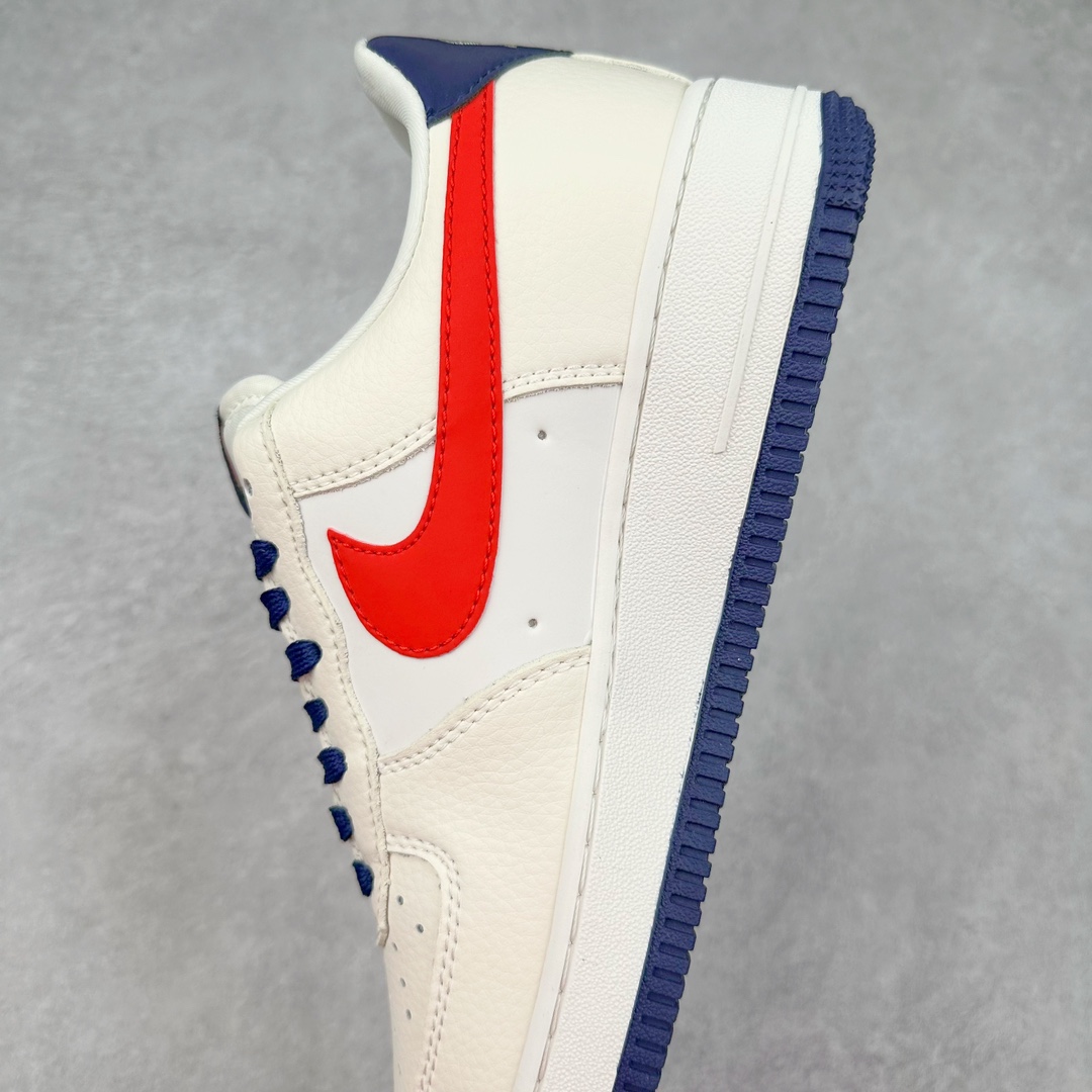 图片[7]-NK Air Force 1´07 Low 空军一号低帮百搭休闲运动板鞋 KK1988-004 柔软、弹性十足的缓震性能和出色的中底设计 横跨复古与现代的外型结合 造就出风靡全球 三十多年的Force 1 直到今天还深受青睐 尺码：36 36.5 37.5 38 38.5 39 40 40.5 41 42 42.5 43 44 44.5 45-选品中心