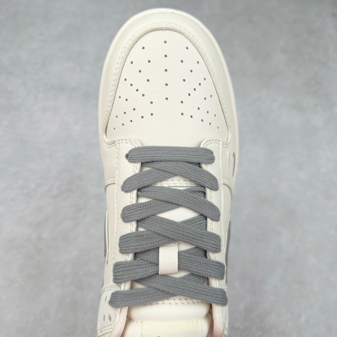 图片[4]-NK Dunk Low 定制配色 DQ1098-382 大厂出品 极力推荐 原装头层材料 独家版型蒸餾加工帶來的是更好的视觉和脚感体验大厂纯原品质出货 清洁度 电绣工艺 皮料切割干净无任何毛边 细节完美 尺码：36 36.5 37.5 38 38.5 39 40 40.5 41 42 42.5 43 44 44.5 45 46 47.5-选品中心