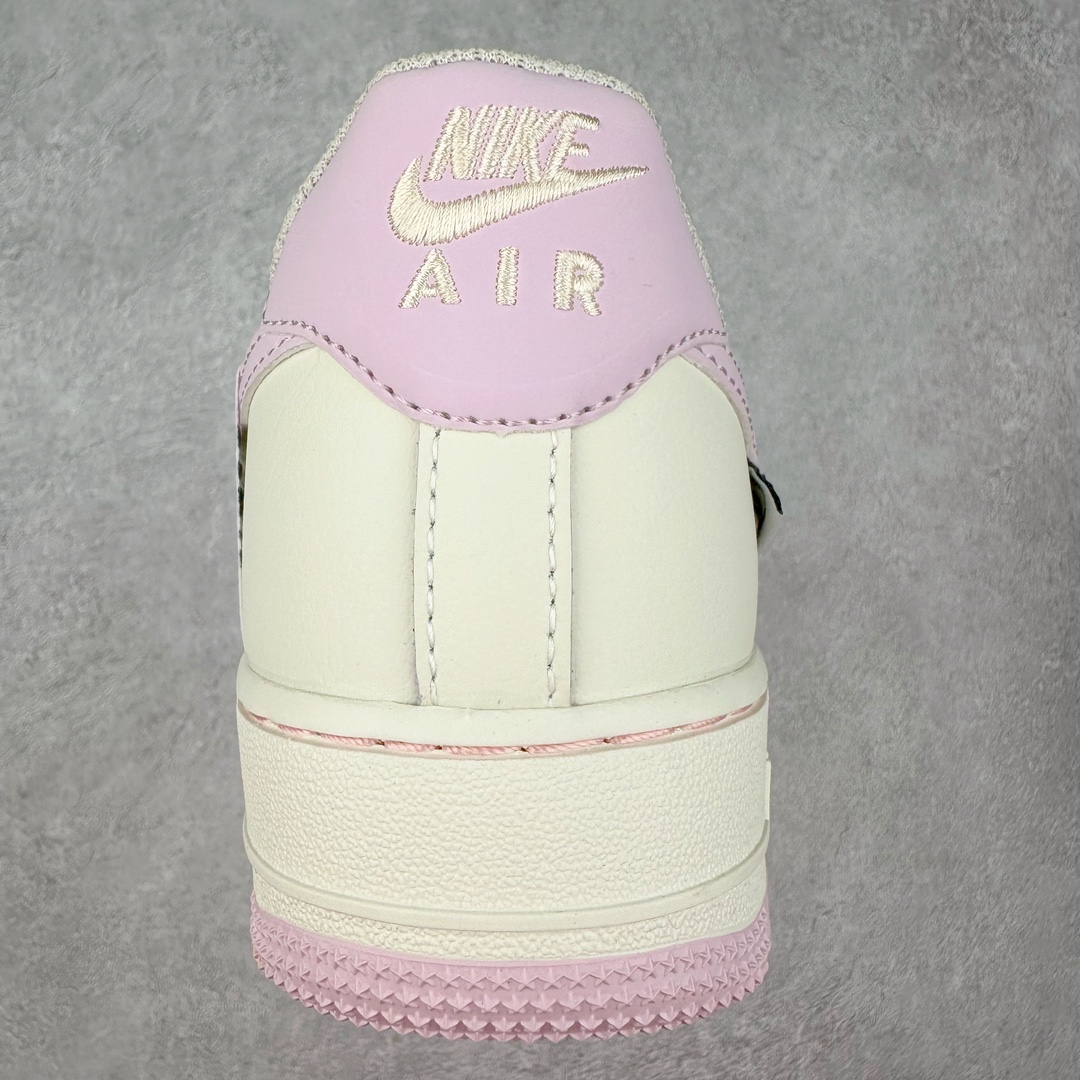 图片[8]-NK Air Force 1´07 Low 空军一号低帮百搭休闲运动板鞋 FB1839-121 柔软、弹性十足的缓震性能和出色的中底设计 横跨复古与现代的外型结合 造就出风靡全球 三十多年的Force 1 直到今天还深受青睐 尺码：36 36.5 37.5 38 38.5 39 40 40.5 41 42 42.5 43 44 44.5 45-选品中心