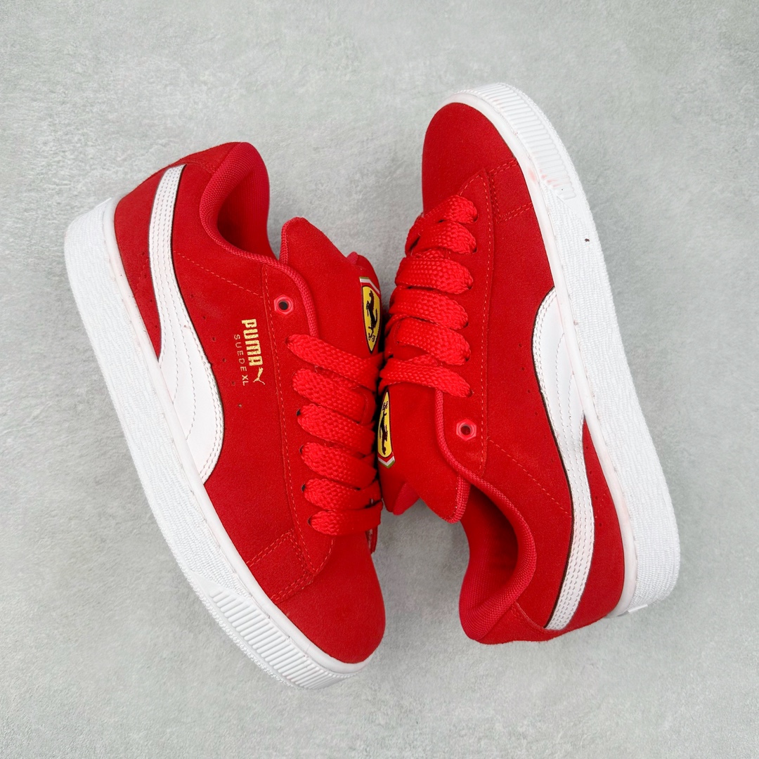 图片[3]-PUMA SUEDE XL 彪马新款面包鞋男女同款复古休闲板鞋 赠送一双鞋带 鞋身通体采用细腻的麂皮材质 厚实柔软 质感出众 鞋侧保留PUMA标志性跑道图案 侧面与后跟点缀金属色PUMA LOGO 兼具辨识度与细节感 加厚鞋垫、饱满鞋舌 搭配加宽扁形鞋带 使得穿着感更加贴合与舒适 值得一提的是 本季SUEDE XL鞋款以黑色、红色及蓝色最为瞩目 经典黑的配色 在低调之余可轻松驾驭任何潮流风格造型 而高饱和度的配色 则是当之无愧的早春出街利器。货号： 395205 尺码：36 37 37.5 38 38.5 39 40 40.5 41 42 42.5 43 44 45-选品中心