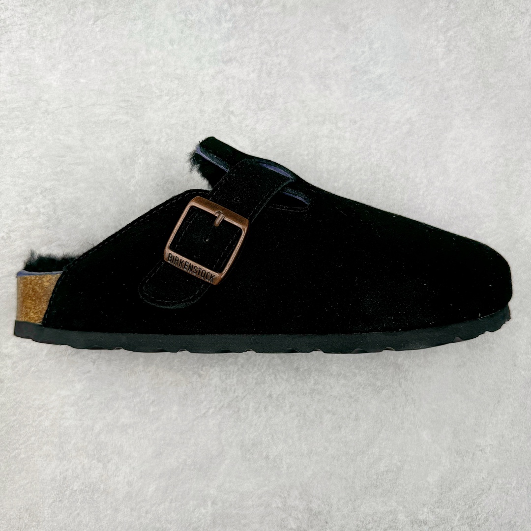 Birkenstock Boston VL 勃肯软木底包头拖鞋加绒版 天鹅绒般的绒面革赋子休闲的经典外观 四季皆宜 柔软的鞋床采用额外的泡沫缓冲层 提供额外的舒适感和全天支撑 全网独家首发 源于德国的严谨工艺 牛巴戎面 中层松木 EVA 三层组合大底 优质牛皮面料五金扣 出口订单 尺码：35-40-选品中心