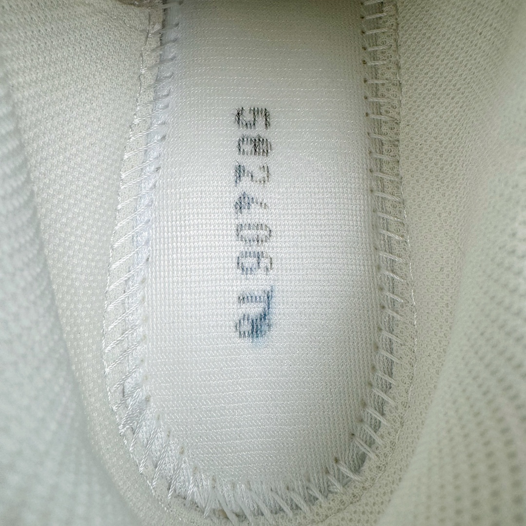 图片[12]-＃ZC总裁 Asics Gel-Kayano K14 亚瑟士系列复古舒适织物合成革减震防滑耐磨低帮休闲跑步鞋 市场顶级版本 原装纸板楦头开发 独家私模五层组合大底 原厂定制缓震硅胶加持 原盒原配 官方四联吊牌 一比一同步原鞋工艺和用料 鞋面原厂“三明治”多层网布 区别其他同价版本 鞋垫采用原厂OrthoLite欧索莱材质 非普通海玻璃鞋垫 后跟一样采用了GEL缓震胶 整体系列设计非常的科技感 锻炼跑步的同时让你一样时尚百搭 尺码：36 37 37.5 38 39 39.5 40 40.5 41.5 42 42.5 43.5 44 44.5 45 46-选品中心