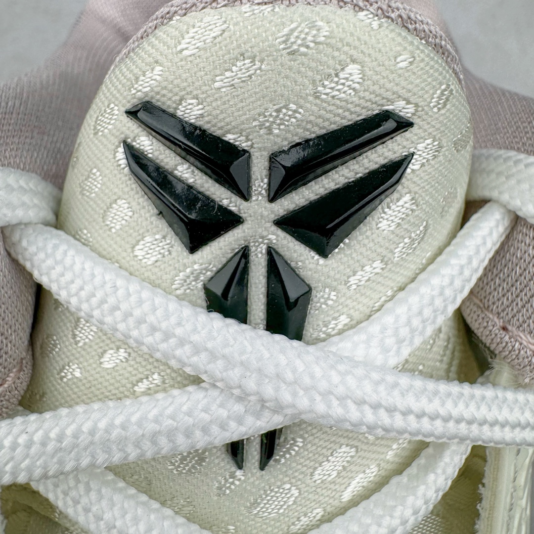 图片[13]-＃S2纯原 NK Zoom Kobe 6 Protro 科比六代 全明星2.0 白色星星 FQ3546-100 原楦纸板开发 鞋身流线型、后跟塑形 区分土肥圆 Zoom Turbo气垫 后掌EVA缓震 实战配置直接拉满 原档数据3D打印 鞋面蛇鳞一颗一粒匹配原版 全身鞋材卡料色独家定制 唯一正确喷漆SWOOSH NK专利Flyknit飞线科技 给予鞋身足够抗扭矩力 真实底模最大47.5 实战利器 专供海外市场 尺码：40 40.5 41 42 42.5 43 44 44.5 45 46 47.5 48.5 （脚宽、脚胖 建议买大半码）-选品中心