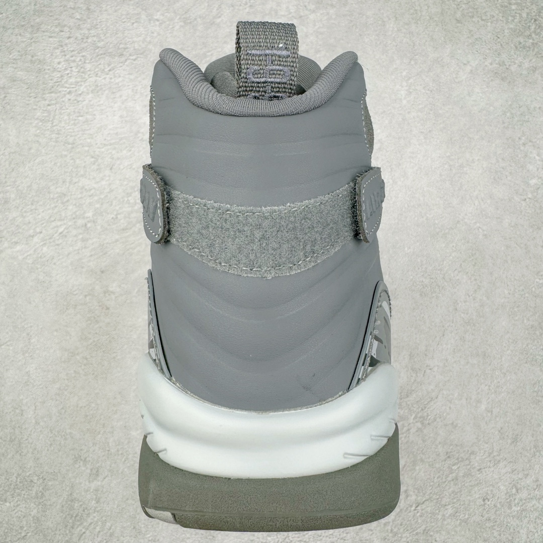 图片[8]-＃NC版 Air Jordan AJ8 高帮复古篮球鞋 灰色 305381-014 外贸订单 全套原纸板楦头开发 确保原汁原味 完美呈现五代版型 定制优质皮料 完美鞋型匹配公司货 正确TPU鞋舌锁扣 最新原厂底模 大底卡色咬花完美 鞋柜必备鞋款 终端现货供应 尺码：40 40.5 41 42 42.5 43 44 44.5 45 46 47.5-选品中心
