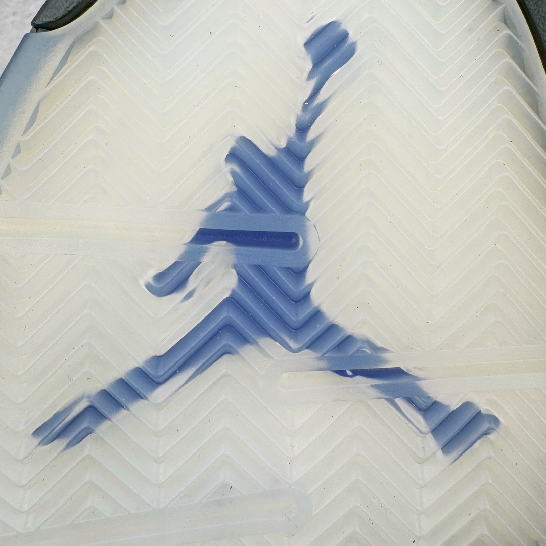 图片[20]-＃Ljr超强特价 Air Jordan AJ5 Retro 白紫康扣 DD0587-141 注意特价无售后 之前零售六七百的东西 买到就是赚 圈内最强系列 恪守真诚 承诺混一赔十 高端零售裸鞋圈特供批次 SZ原厂全套原楦原纸板冲刀磨具开发 原厂皮料加持 原厂港宝加持定型后跟R度完美 同源原厂电绣 飞翼针数密度立体效果一致 百分百一致原鞋 原厂拉帮工艺 针距密度一致 后跟弧度收口自然不对折 极致一眼正品既视感 进口玻璃冲刀皮料裁剪零毛边 全鞋电脑针车工艺 品控清洁度最高QC检验标准 免检产品 原厂订购鞋盒、鞋标、防尘纸、鞋撑、鞋带 追求极致的原厂味道 尺码对应库存明细‼️-选品中心