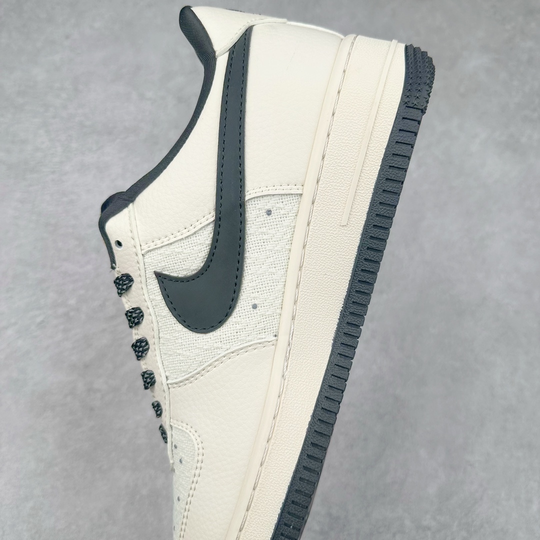 图片[7]-NK Air Force 1´07 Low 空军一号低帮百搭休闲运动板鞋 XZ3398-888 柔软、弹性十足的缓震性能和出色的中底设计 横跨复古与现代的外型结合 造就出风靡全球 三十多年的Force 1 直到今天还深受青睐 尺码：36 36.5 37.5 38 38.5 39 40 40.5 41 42 42.5 43 44 44.5 45-选品中心