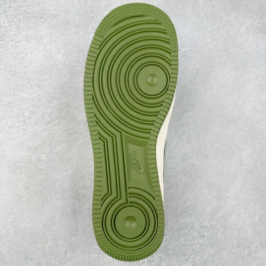 图片[9]-NK Air Force 1´07 Low 空军一号低帮百搭休闲运动板鞋 SJ1198-200 柔软、弹性十足的缓震性能和出色的中底设计 横跨复古与现代的外型结合 造就出风靡全球 三十多年的Force 1 直到今天还深受青睐 尺码：36 36.5 37.5 38 38.5 39 40 40.5 41 42 42.5 43 44 44.5 45-选品中心