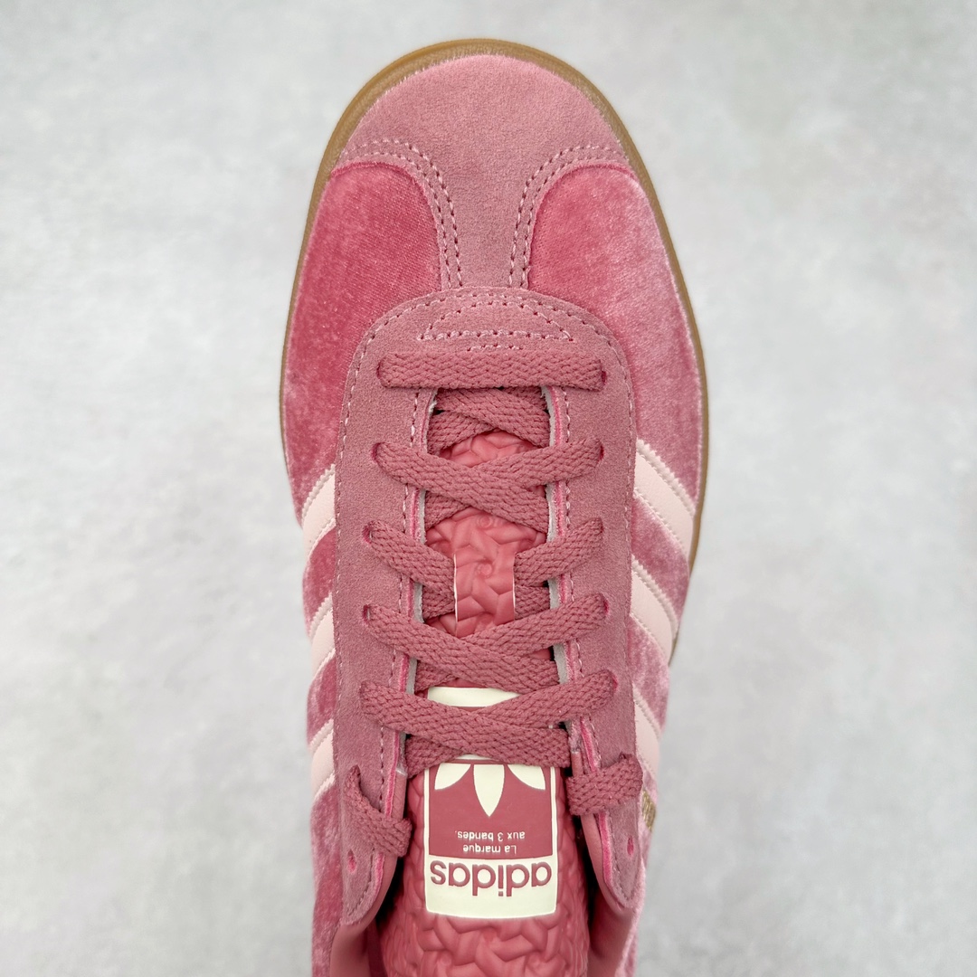 图片[4]-AD Originals Gazelle Bold W 羚羊松糕系列复古百搭厚底增高低帮休闲运动板鞋 IG4389 新的一年就要换新的打扮啦！除了设定变美、健身、减肥等目标外，你已经可以利用鞋子来“偷偷改善身材比例”的愿望了！ 因为有一句话。身高不够。鞋子来凑~赶快入手以下各大运动品牌最新推出的“厚底增高运动鞋”吧。 是最好穿最百搭的长腿神器。 重点是……不仅价格不错～鞋子也不错啊！Originals的Gazelle Bold鞋款打造出「超厚底版本」！延续流线鞋型、经典麂皮材质、白色三条线和侧面烫金标志的复古外型，奶油白鞋底高度直接乘3，出门搭上它，保证一路步步高升。尺码：36 36.5 37 38 38.5 39 40 40.5 41 42-选品中心