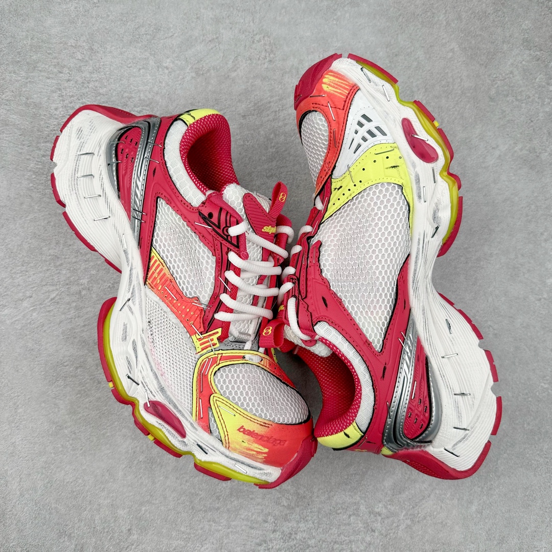 图片[3]-BALENCIAGA Stapler Sneakers 巴黎世家订书机鞋网布系带低帮走秀复古老爹鞋 展现品牌对于新潮事物的热情 这款鞋子拥有巨大尺寸和醒目设计 符合当下”老爹鞋”的趋势 鞋子采用银灰配色 营造出低调而不失华丽的效果 10XL的尺码使它成为市场中最显眼的存在 适合追求个性化的人群 Balenciaga始终站在时尚前沿 此次发布的产品再次体现了他们的创新能力 偏大一码 尺码：35 36 37 38 39 40 41 42 43 44 45 46-选品中心