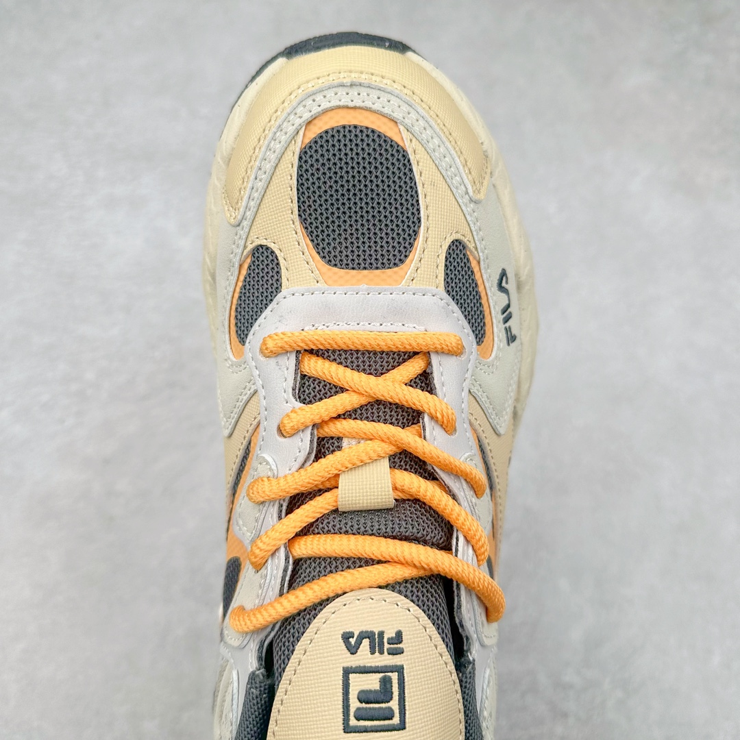 图片[4]-FILA FUSION Fluid 斐乐摩登潮牌防滑耐磨轻便运动鞋 FUSION 系列传承了 FILA 的百年基因，融入年轻运动及潮流文化，成为引领变革、创新突破的一代。以“1+N” 的跨界合作模式重现经典的同时创造经典。带来最出其不意的跨界合作惊喜。同时，FILAFUSION把FILA 的 DNA 融入到定制体验里，你可以随心制造厲于你的产品。FILA FUSION 的鞋家族涵盖了老爹鞋、跑步鞋、网球鞋、季节款。风格复古新潮，满足了时尚人士出行及各类运动的搭配需求，成为当下年轻人筷拥的鞋类品牌之一。FILA FUSION 走进年轻人的世界，通过年轻人运动，街舞，滑板，篮球，展现 FILA FUSION 的潮流态度和年轻文化。FILA FUSION 认为末来属于引领变革、创新突破的年轻一代，让我们一起构成 FILA 未来的蓝图吧！尺码：35.5 36 36.5 37.5 38 38.5 39 40 40.5 41 42 42.5 43 44 44.5 45 45.5-选品中心