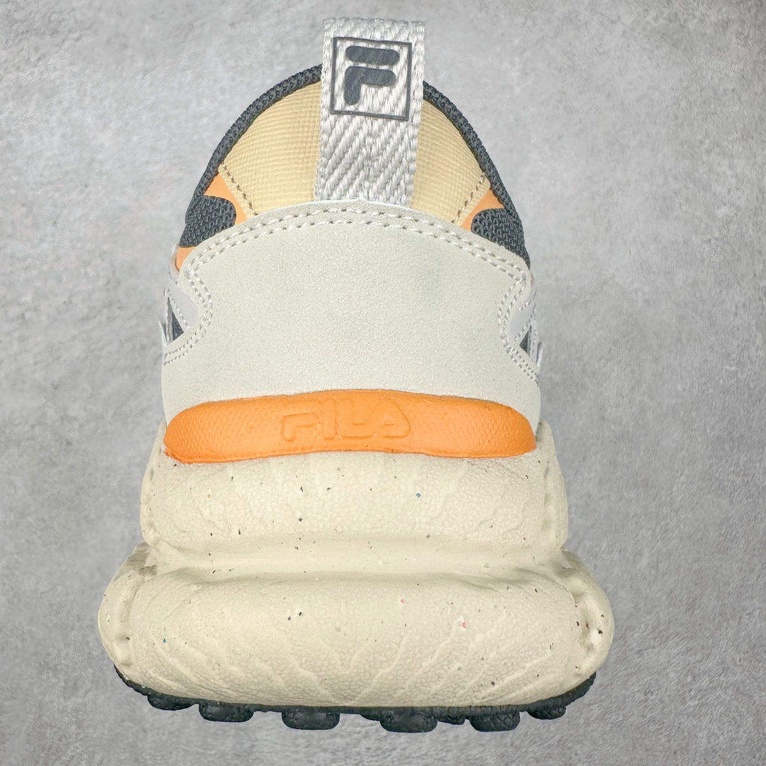 图片[8]-FILA FUSION Fluid 斐乐摩登潮牌防滑耐磨轻便运动鞋 FUSION 系列传承了 FILA 的百年基因，融入年轻运动及潮流文化，成为引领变革、创新突破的一代。以“1+N” 的跨界合作模式重现经典的同时创造经典。带来最出其不意的跨界合作惊喜。同时，FILAFUSION把FILA 的 DNA 融入到定制体验里，你可以随心制造厲于你的产品。FILA FUSION 的鞋家族涵盖了老爹鞋、跑步鞋、网球鞋、季节款。风格复古新潮，满足了时尚人士出行及各类运动的搭配需求，成为当下年轻人筷拥的鞋类品牌之一。FILA FUSION 走进年轻人的世界，通过年轻人运动，街舞，滑板，篮球，展现 FILA FUSION 的潮流态度和年轻文化。FILA FUSION 认为末来属于引领变革、创新突破的年轻一代，让我们一起构成 FILA 未来的蓝图吧！尺码：35.5 36 36.5 37.5 38 38.5 39 40 40.5 41 42 42.5 43 44 44.5 45 45.5-选品中心