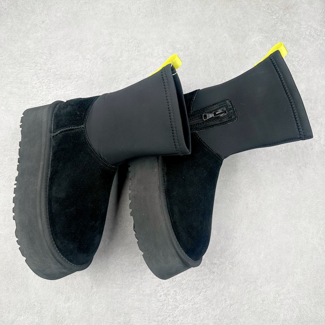 图片[3]-＃纯原福利 UGG 4031经典秋冬羊皮毛一体雪地靴 隆丰A级澳洲进口羊皮毛一体 完全遵循ZP工艺流程 代工厂原厂版师 秉承无原鞋不开发选择 注重每一处细节 市面最正版型 TREADLITE\\\”轻翼\\\”科技外底 轻便/耐用/柔韧/桩型【售后郑重承诺】一个月内若出现重大脱胶/断底等质量问题 直接为您换新 翻毛皮鞋面 细腻亲肤再生聚酯纤维滚边 舒适易打理 保暖性佳 UGG plush™ 里衬和内底 茸软亲肤 舒适暖足 经典鞋型搭配轻盈厚底 稳稳拿捏秋冬出街时髦造型 Treadlite by UGG 轻翼大底 轻盈缓震 为双足减负 舒适轻便 助你轻松畅玩整天 尺码：35 36 37 38 39 40-选品中心