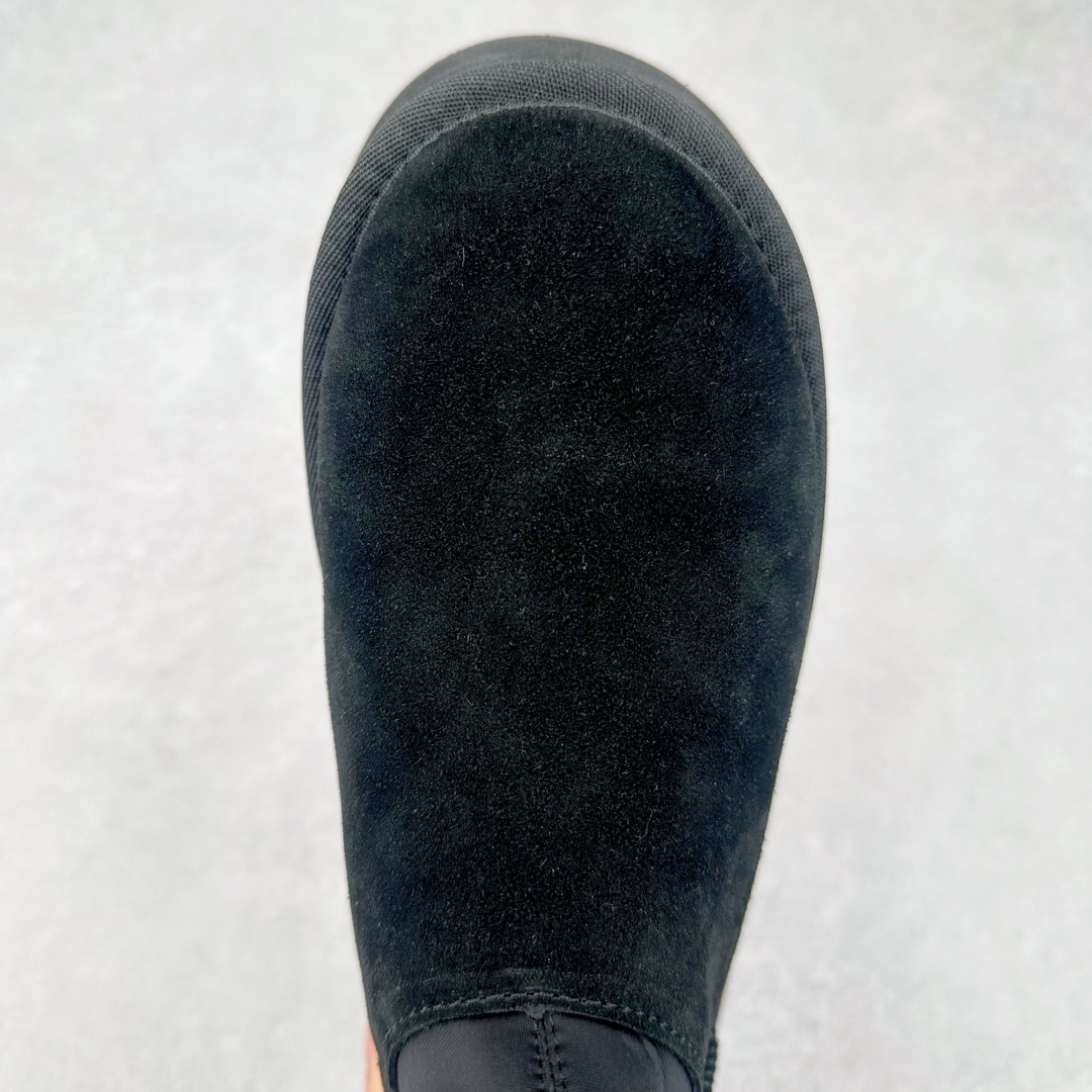 图片[4]-＃纯原福利 UGG 4031经典秋冬羊皮毛一体雪地靴 隆丰A级澳洲进口羊皮毛一体 完全遵循ZP工艺流程 代工厂原厂版师 秉承无原鞋不开发选择 注重每一处细节 市面最正版型 TREADLITE\\\”轻翼\\\”科技外底 轻便/耐用/柔韧/桩型【售后郑重承诺】一个月内若出现重大脱胶/断底等质量问题 直接为您换新 翻毛皮鞋面 细腻亲肤再生聚酯纤维滚边 舒适易打理 保暖性佳 UGG plush™ 里衬和内底 茸软亲肤 舒适暖足 经典鞋型搭配轻盈厚底 稳稳拿捏秋冬出街时髦造型 Treadlite by UGG 轻翼大底 轻盈缓震 为双足减负 舒适轻便 助你轻松畅玩整天 尺码：35 36 37 38 39 40-选品中心