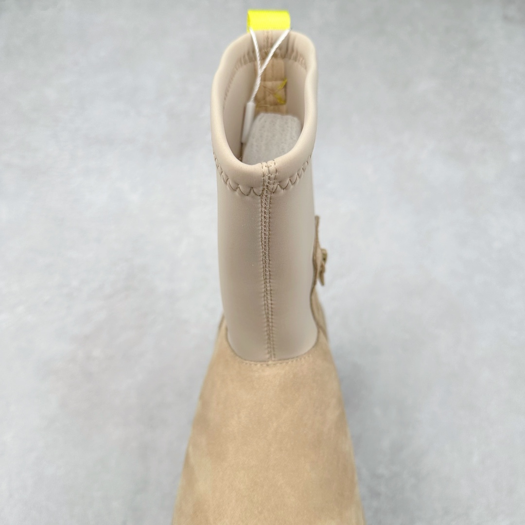 图片[5]-＃纯原福利 UGG 4031经典秋冬羊皮毛一体雪地靴 隆丰A级澳洲进口羊皮毛一体 完全遵循ZP工艺流程 代工厂原厂版师 秉承无原鞋不开发选择 注重每一处细节 市面最正版型 TREADLITE\\\”轻翼\\\”科技外底 轻便/耐用/柔韧/桩型【售后郑重承诺】一个月内若出现重大脱胶/断底等质量问题 直接为您换新 翻毛皮鞋面 细腻亲肤再生聚酯纤维滚边 舒适易打理 保暖性佳 UGG plush™ 里衬和内底 茸软亲肤 舒适暖足 经典鞋型搭配轻盈厚底 稳稳拿捏秋冬出街时髦造型 Treadlite by UGG 轻翼大底 轻盈缓震 为双足减负 舒适轻便 助你轻松畅玩整天 尺码：35 36 37 38 39 40-选品中心