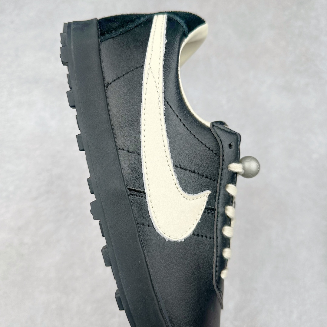 图片[6]-Bode x NK Astro Grabber SP 宇宙掠夺者系列低帮复古经典休闲运动鞋 AQ7509-106 复刻经典球鞋Astro Grabber，与美国男装品牌Bode联名合作，推出两款配色。鞋型符合当下流行趋势，彰显复古身份。复刻一定是球鞋圈绕不开的话题，最近几年 Nike 带回了不少经典球鞋，让不少老玩家欣喜。最近 Nike 挖掘自家档案库，让 1974 年首次发布的 Nike Astro Grabber 重回玩家视野，并且上来就是联名合作。这次合作是同美国新锐品牌 Bode 的联名，这个男装品牌凭借创造性的使用蕾丝桌布等日常材料而闻名。双方带来两款配色，先来看第一双米色款，鞋面由独特编织纹理覆盖，鞋带点缀有小配饰，整体营造出的氛围感十分清新。鞋型方面符合当下流行趋势，超薄中底与扁平鞋面彰显其复古身份。另一双更有复古味道，全黑色皮革鞋面好打理，同时有一种老鞋的感觉，与 1974 的 Nike Astro Grabber 极为相似。尺码：36 36.5 37.5 38 38.5 39 40 40.5 41 42 42.5 43 44 44.5 45-选品中心