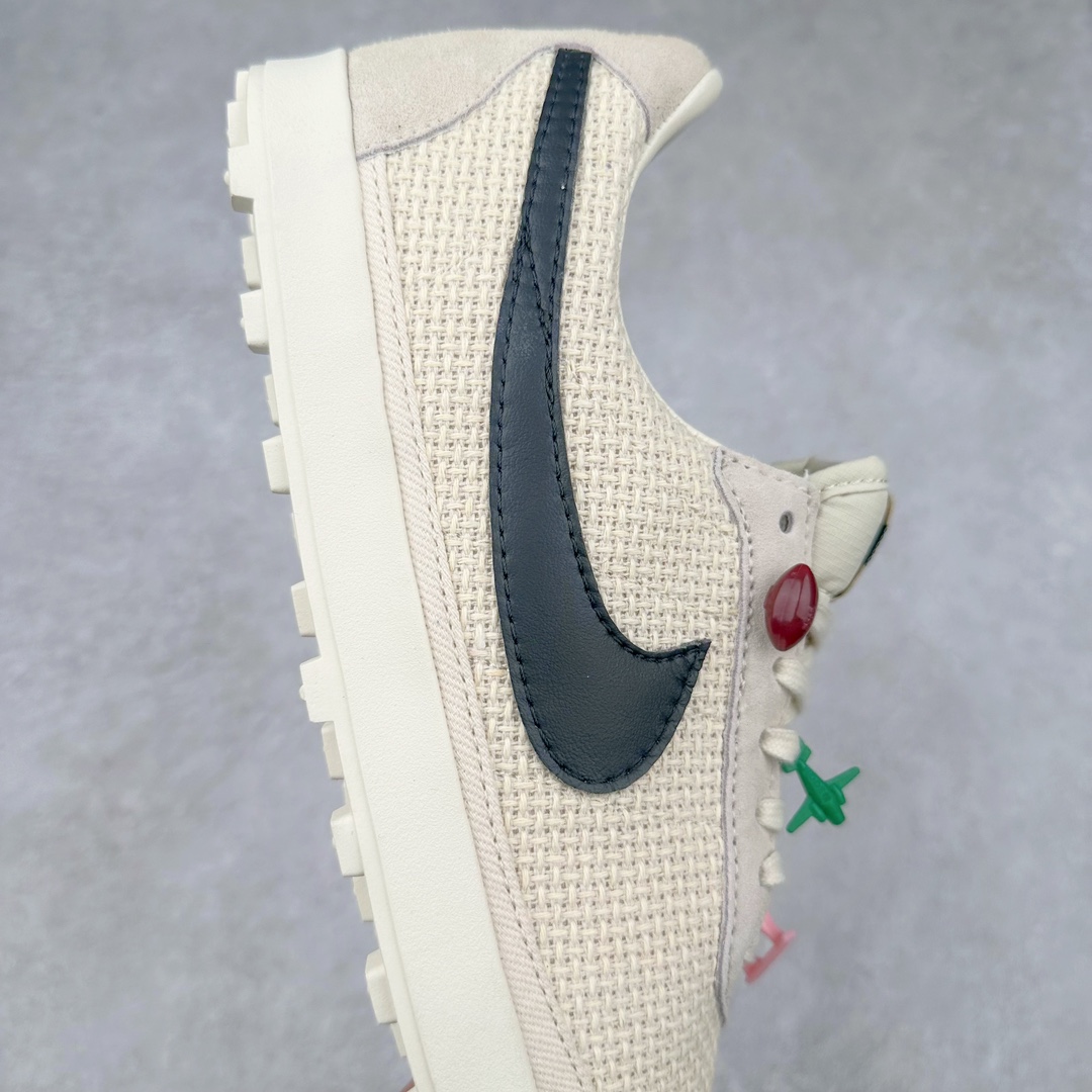 图片[6]-Bode x NK Astro Grabber SP 宇宙掠夺者系列低帮复古经典休闲运动鞋 FQ6892-100 复刻经典球鞋Astro Grabber，与美国男装品牌Bode联名合作，推出两款配色。鞋型符合当下流行趋势，彰显复古身份。复刻一定是球鞋圈绕不开的话题，最近几年 Nike 带回了不少经典球鞋，让不少老玩家欣喜。最近 Nike 挖掘自家档案库，让 1974 年首次发布的 Nike Astro Grabber 重回玩家视野，并且上来就是联名合作。这次合作是同美国新锐品牌 Bode 的联名，这个男装品牌凭借创造性的使用蕾丝桌布等日常材料而闻名。双方带来两款配色，先来看第一双米色款，鞋面由独特编织纹理覆盖，鞋带点缀有小配饰，整体营造出的氛围感十分清新。鞋型方面符合当下流行趋势，超薄中底与扁平鞋面彰显其复古身份。另一双更有复古味道，全黑色皮革鞋面好打理，同时有一种老鞋的感觉，与 1974 的 Nike Astro Grabber 极为相似。尺码：36 36.5 37.5 38 38.5 39 40 40.5 41 42 42.5 43 44 44.5 45-选品中心