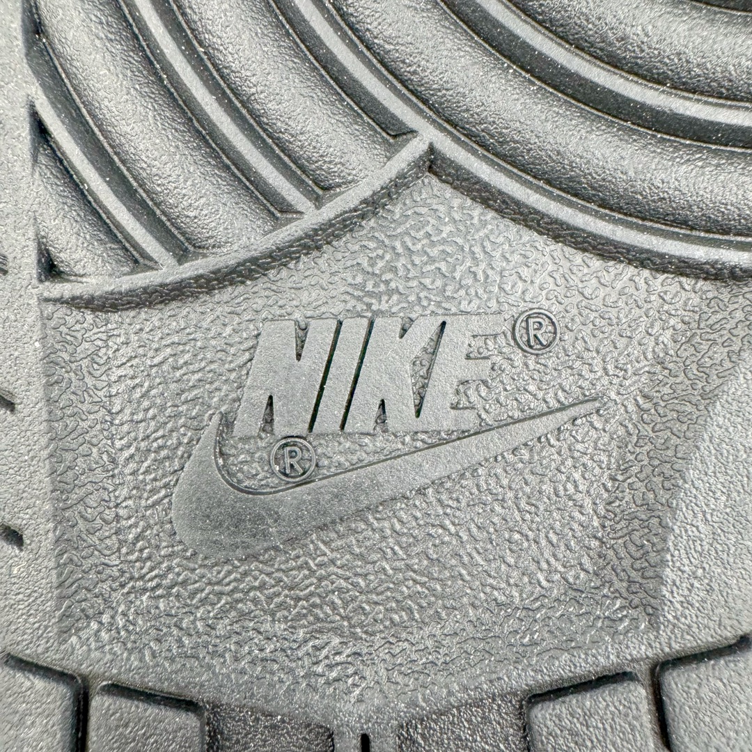 图片[20]-＃YC纯原 NK Dunk Low 心动邮件 心薇 DD1391-100 定制系列天花板 无原鞋不开发 全系列得物原鞋一比一校对开发 配色持续更新中 终端对接 优势输出 全套原厂楦头原纸板数据档案倾力打造 原汁原味莞产 极致还原 圈内最强针车工艺 高端零售指定版 广东原厂配套原盒原标 鞋盒分三个尺码段 原厂冲刀 超高清洁度 全鞋零毛边皮料切割 采用原厂百宏鞋带以及原厂百宏织唛舌标 内标可供原厂几率过验 进口原装条纹中底布 四线拉帮白色点胶 原厂拉帮手法遵循公司 原厂电绣 极致还原 尺码：36 36.5 37.5 38 38.5 39 40 40.5 41 42 42.5 43 44-选品中心