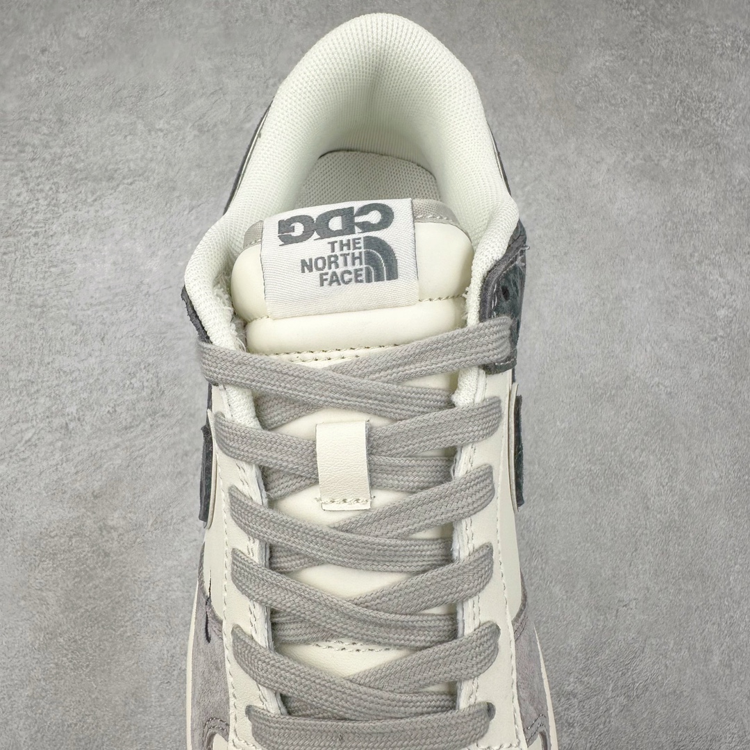 图片[5]-NK Dunk Low 定制配色 DQ1098-519 大厂出品 极力推荐 原装头层材料 独家版型蒸餾加工帶來的是更好的视觉和脚感体验大厂纯原品质出货 清洁度 电绣工艺 皮料切割干净无任何毛边 细节完美 尺码：36 36.5 37.5 38 38.5 39 40 40.5 41 42 42.5 43 44 44.5 45 46 47.5-选品中心