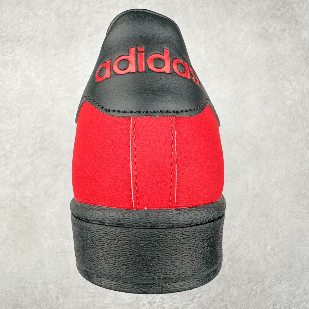 图片[8]-AD Originals Superstar 经典复古贝壳头板鞋 IG9271 诞生于1969年 是第一双将全皮面鞋 身与橡胶鞋头结合在一起的低帮篮球鞋 Superstar最开始 是作为高帮篮球鞋Pro Model的低帮版本而出现的 但因为其独特和醒目的橡胶鞋头造型而让大家熟知 被大家形象地称为\\\”shelltoe\\\”贝壳头 在70年代的美国职业篮球场上 接近3/4的NBA球员都将这双Superstar作为场上用鞋 80年代之后 经过不断的改良和发展 Superstar逐渐成为横跨时装、音乐、街头文化、休闲和运动等各大领域的时尚潮鞋 尺码：36 36.5 37 38 38.5 39 40 40.5 41 42 42.5 43 44 44.5 45-选品中心