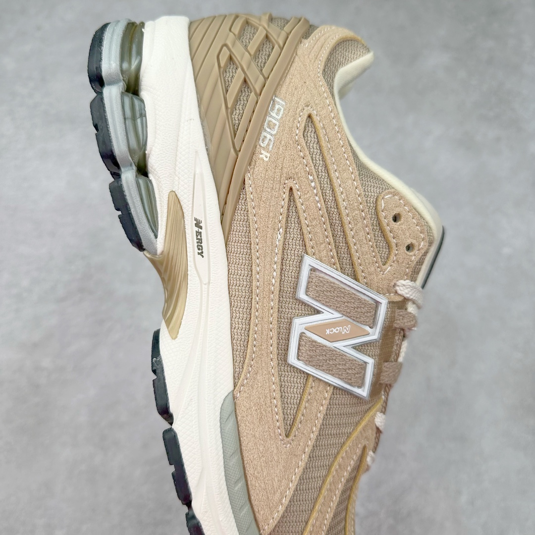 M3 New Balance M6R
