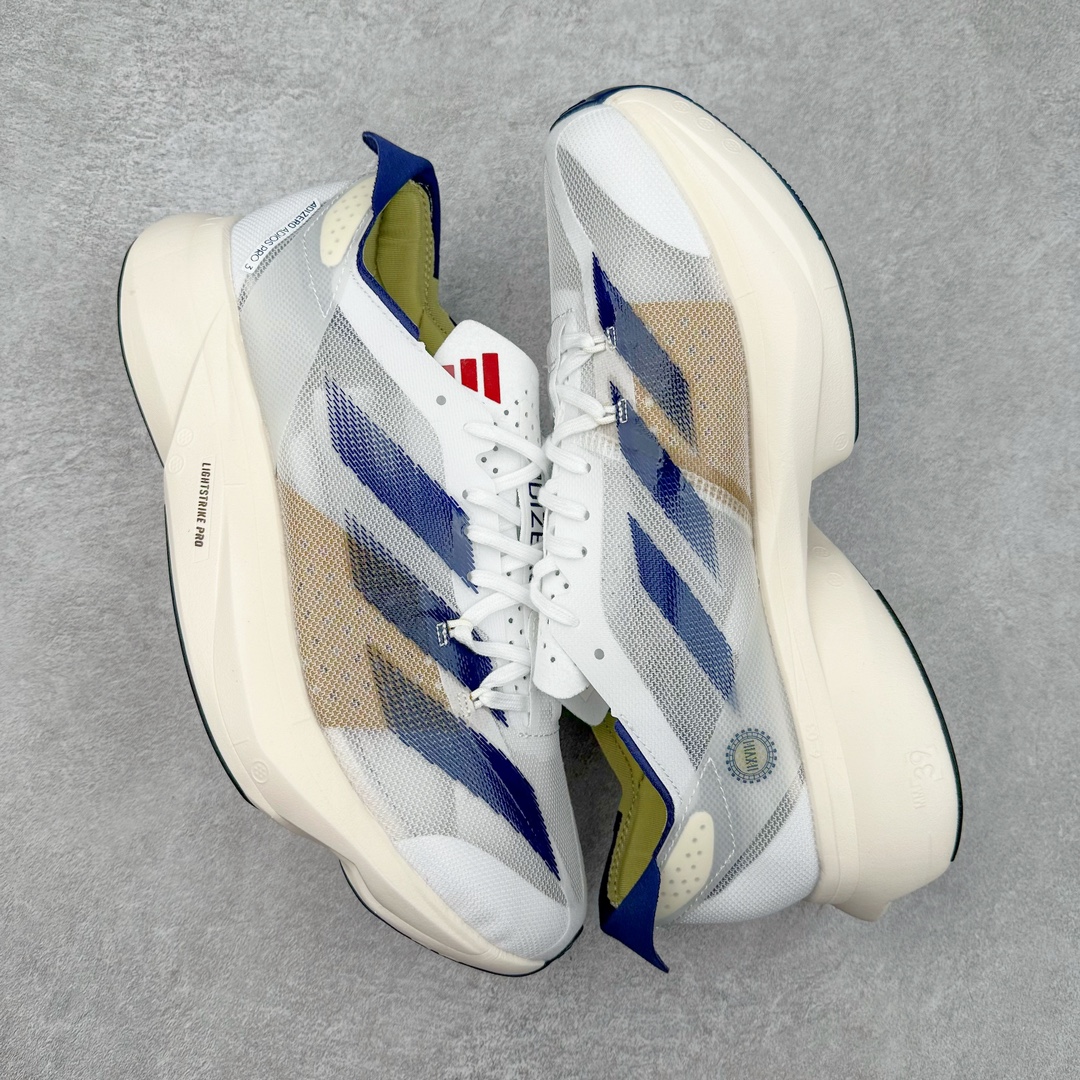图片[3]-AD Adizero Adios Pro 3 马拉松竞速专业跑鞋 IG6348 CELERMESH针织网面非常轻薄 纤维间的缝隙很大 可以保证跑步时的透气、排汗效果 鞋舌直接与两侧的内衬和鞋底连接在一起 在跑步过程中不会被鞋舌的左右移动所困扰 在标准鞋带孔的基础上再拓宽一组鞋带孔 适合不同脚型的需求 突破性 EnergyRods 技术，有助于跑者实现更好的成绩 中底独特的LIGHTSTRIKE PRO泡棉材质 微弹感觉在跑步过程中给予了良好的支撑体验 对于顶级精英和高水平进阶跑者来说 ADIOS PRO是一双值得信赖的竞速比赛用鞋 尺码：36 36.5 37.5 38 38.5 39 40 40.5 41 42 42.5 43 44 44.5 45-选品中心