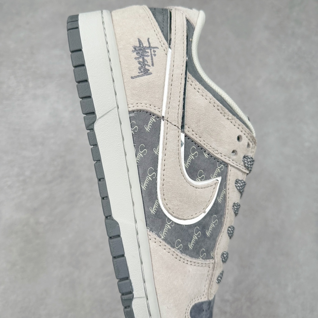 图片[6]-NK Dunk Low 定制配色 XX2025-578 大厂出品 极力推荐 原装头层材料 独家版型蒸餾加工帶來的是更好的视觉和脚感体验大厂纯原品质出货 清洁度 电绣工艺 皮料切割干净无任何毛边 细节完美 尺码：36 36.5 37.5 38 38.5 39 40 40.5 41 42 42.5 43 44 44.5 45 46 47.5-选品中心