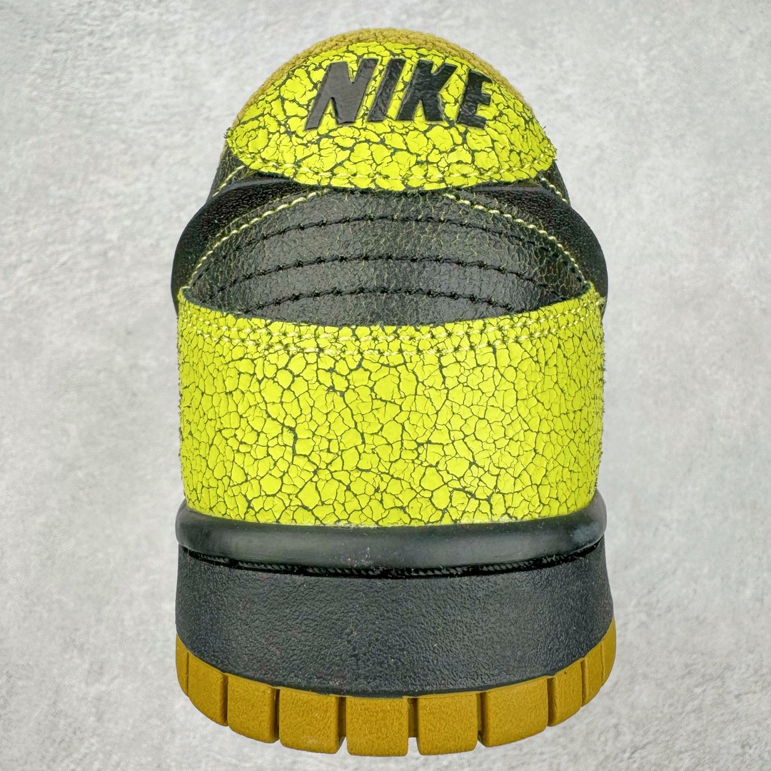 图片[8]-＃S2纯原 NK SB Dunk Low 万圣节限定黑绿 HV6103-300 独家原厂航空铝磨具打磨大底 鞋头坡度极致还原 原盒原配 圈内天花板工艺 原厂冲刀 超高清洁度 全鞋零毛边皮料切割 全套原楦原模倾力打造完美版型 采用原厂百宏鞋带以及原厂百宏织唛舌标 内标可供原厂几率过验 原厂中底布黄色点胶 原厂中底布拉帮走线遵循公司‼️尺码：36 36.5 37.5 38 38.5 39 40 40.5 41 42 42.5 43 44 44.5 45 46 47.5-选品中心