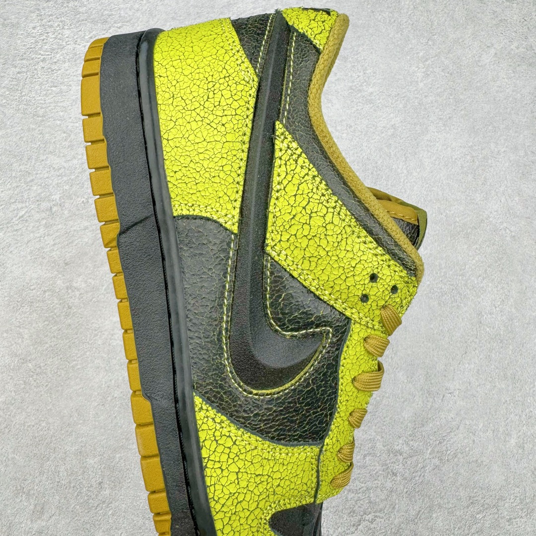 图片[6]-＃S2纯原 NK SB Dunk Low 万圣节限定黑绿 HV6103-300 独家原厂航空铝磨具打磨大底 鞋头坡度极致还原 原盒原配 圈内天花板工艺 原厂冲刀 超高清洁度 全鞋零毛边皮料切割 全套原楦原模倾力打造完美版型 采用原厂百宏鞋带以及原厂百宏织唛舌标 内标可供原厂几率过验 原厂中底布黄色点胶 原厂中底布拉帮走线遵循公司‼️尺码：36 36.5 37.5 38 38.5 39 40 40.5 41 42 42.5 43 44 44.5 45 46 47.5-选品中心