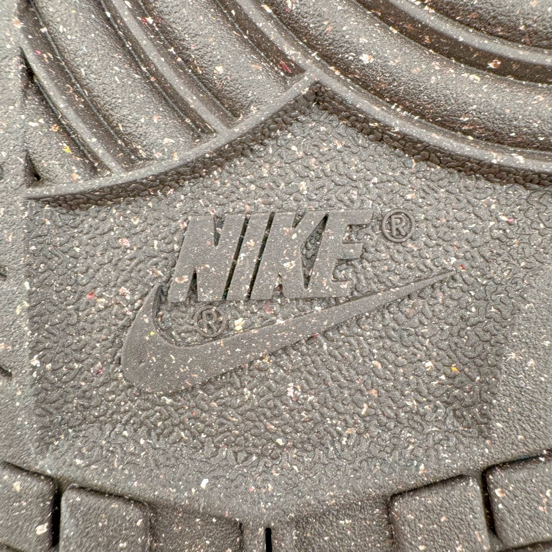 图片[19]-＃CS NK Dunk Low SE 85 双钩复古休闲板鞋 HV1799-161 口碑大厂出品 品控大底版型不断改良更新品质稳定 全套原纸板楦头开发 确保原汁原味 完美呈现DUNK版型 原厂玻璃冲刀 超高清洁度 全鞋零毛边皮料切割 采用绒面革材质 鞋身左右侧均配有皮革质双 Swoosh 兰色搭配上白色 85年纪念标放在鞋舌的位置 简洁干净的配色设计 绝对是日常出街上脚的不二选择 尺码：36 36.5 37.5 38 38.5 39 40 40.5 41 42 42.5 43 44 44.5 45 46-选品中心