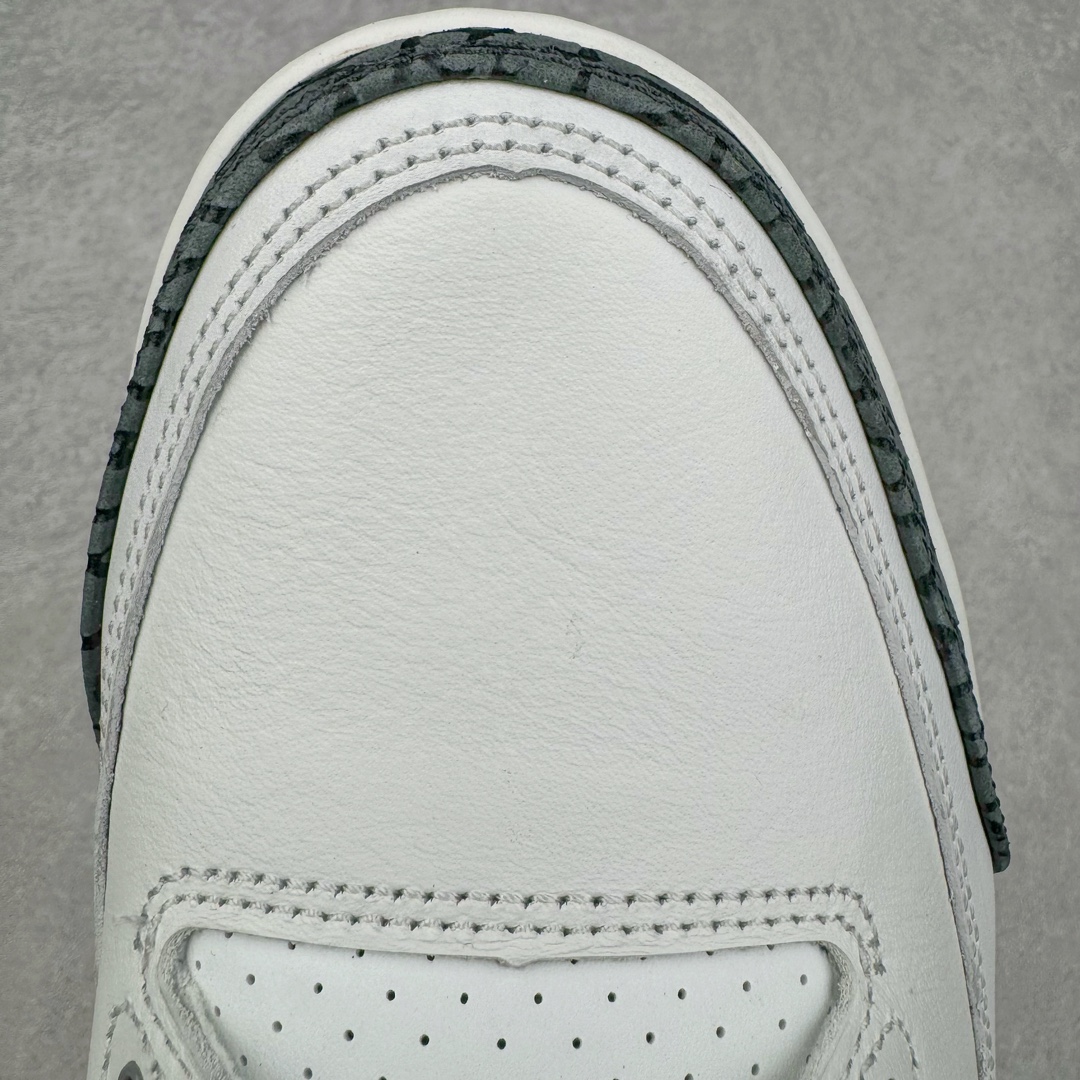 图片[16]-＃Lw纯原 Air Jordan AJ3 Retro 白灰 CT8532-106 圈内最强三代系列 匠心打造 开发时长超过半年 目前可过各类鉴定或无法鉴定 裸鞋随便操作 全套原纸板楦头开发 原厂大底磨具加持立体防滑纹理 原装可视Air Sole气垫 原汁原味最完美的三代版型 唯一正确鞋头趴度弧度高度鞋身腰线 原厂TPU彩虹扎染后跟饰片 正确内里反口里网布 皮料菱角分明不变形无多余毛边 广东原厂zp同批次手工大底描漆拉丝 市场唯一原厂鞋扣模具 原厂织唛标 原厂飞人电绣工艺 尾指中部跳三针 独家绑鞋带手法 印刷中底布 四线拉帮 米色美纹纸贴合固定 进口港宝加持 后跟自然饱满 全鞋荧光划线卡点 追求极致完美 每一双都是工艺品 多重QC质检 超越公司货的品控标准 实实在在的免检产品 尺码：36 36.5 37.5 38 38.5 39 40 40.5 41 42 42.5 43 44 44.5 45 45.5 46 47.5 48.5-选品中心