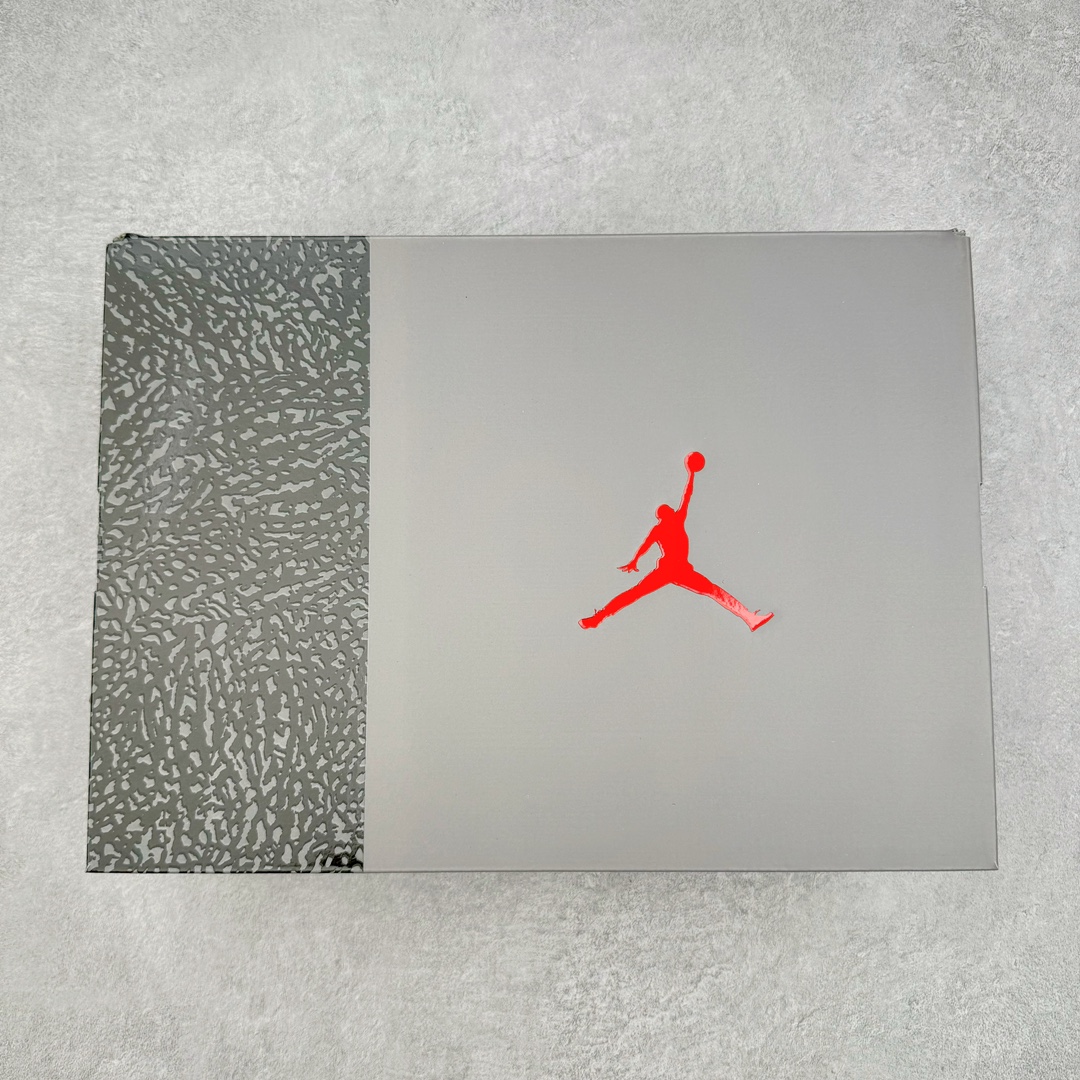 图片[21]-＃Lw纯原 Air Jordan AJ3 Retro 白灰 CT8532-106 圈内最强三代系列 匠心打造 开发时长超过半年 目前可过各类鉴定或无法鉴定 裸鞋随便操作 全套原纸板楦头开发 原厂大底磨具加持立体防滑纹理 原装可视Air Sole气垫 原汁原味最完美的三代版型 唯一正确鞋头趴度弧度高度鞋身腰线 原厂TPU彩虹扎染后跟饰片 正确内里反口里网布 皮料菱角分明不变形无多余毛边 广东原厂zp同批次手工大底描漆拉丝 市场唯一原厂鞋扣模具 原厂织唛标 原厂飞人电绣工艺 尾指中部跳三针 独家绑鞋带手法 印刷中底布 四线拉帮 米色美纹纸贴合固定 进口港宝加持 后跟自然饱满 全鞋荧光划线卡点 追求极致完美 每一双都是工艺品 多重QC质检 超越公司货的品控标准 实实在在的免检产品 尺码：36 36.5 37.5 38 38.5 39 40 40.5 41 42 42.5 43 44 44.5 45 45.5 46 47.5 48.5-选品中心