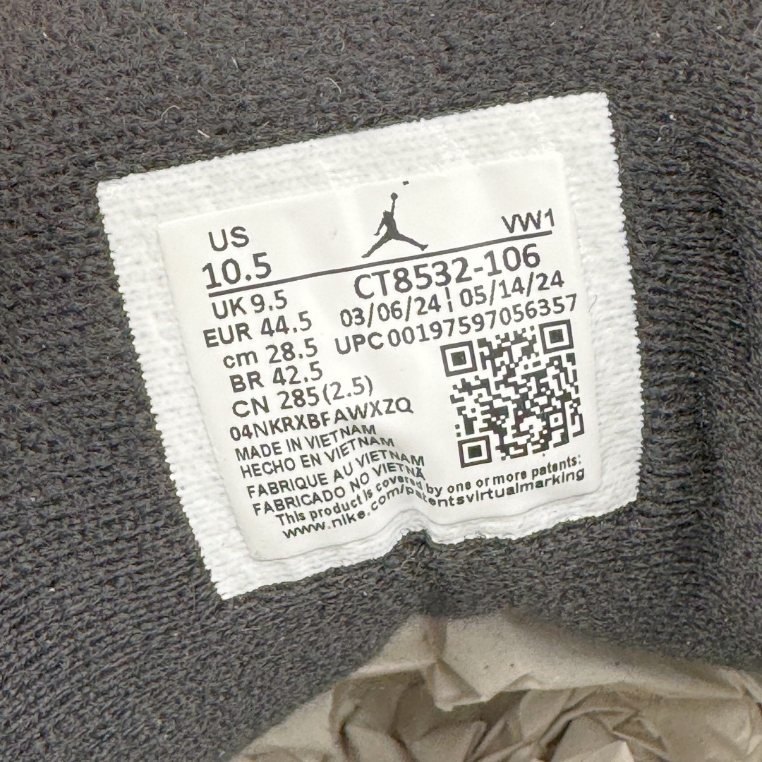 图片[11]-＃Lw纯原 Air Jordan AJ3 Retro 白灰 CT8532-106 圈内最强三代系列 匠心打造 开发时长超过半年 目前可过各类鉴定或无法鉴定 裸鞋随便操作 全套原纸板楦头开发 原厂大底磨具加持立体防滑纹理 原装可视Air Sole气垫 原汁原味最完美的三代版型 唯一正确鞋头趴度弧度高度鞋身腰线 原厂TPU彩虹扎染后跟饰片 正确内里反口里网布 皮料菱角分明不变形无多余毛边 广东原厂zp同批次手工大底描漆拉丝 市场唯一原厂鞋扣模具 原厂织唛标 原厂飞人电绣工艺 尾指中部跳三针 独家绑鞋带手法 印刷中底布 四线拉帮 米色美纹纸贴合固定 进口港宝加持 后跟自然饱满 全鞋荧光划线卡点 追求极致完美 每一双都是工艺品 多重QC质检 超越公司货的品控标准 实实在在的免检产品 尺码：36 36.5 37.5 38 38.5 39 40 40.5 41 42 42.5 43 44 44.5 45 45.5 46 47.5 48.5-选品中心