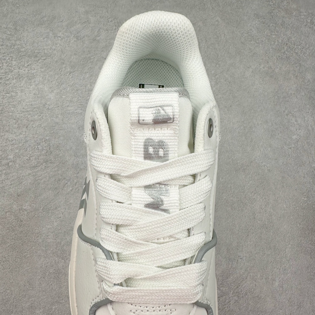 图片[5]-＃DT纯原 MLB Big Ball Chunky 复古印花老爹鞋系列低帮轻量增高厚底百搭休闲运动慢跑鞋 Korea韩国联名NY美国榄球纽约洋基队限定 目前可过轻松秒过各类鉴定 能操作的私聊 韩国代购专供 左脚内置NFC感应 区别市面贴纸假芯片 MLB专用菱形双针中底布 重点细节中底布带注胶孔 原厂NFC感应吊牌 支持鉴定 一个两位数 原盒原标 全套原楦原纸板原厂数据开发 中韩文保养标贴 绿色防霉片 平台代购专供 独家一比一RB+MD组合大底 高频后跟小人Logo精准对位立体饱满 正确网布加超迁鞋面 转印中底走线紧密 转印Logo工艺表层防刮不掉色 尺码：35 36 36.5 37.5 38 38.5 39 40 40.5 41 42 42.5 43 44 44.5 45-选品中心