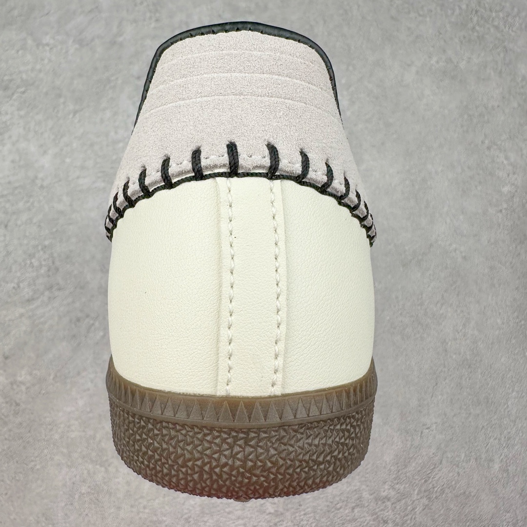 图片[8]-AD Original Samba OG 复古经典轻便板鞋 JI3931 这款桑巴鞋展示了高质量的工艺 带有装饰的超锁缝制和无缝的手感 柔软、柔软的皮革造型和标志性的3条纹完成了精致的外观 正规合身鞋带 鞋面上有绒面鞋垫 橡胶鞋底 享受正畸套筒软感 自50年代首次亮相以来就一直在赢得粉丝的青睐 尺码：36 36.5 37.5 38 38.5 39 40 40.5 41 42 42.5 43 44 44.5 45-选品中心