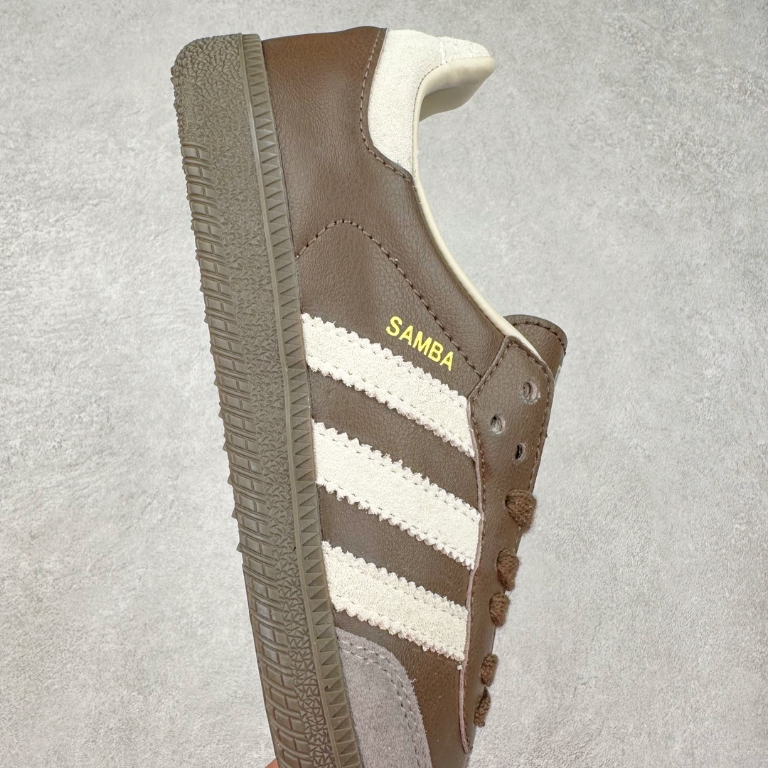 图片[6]-AD Original Samba OG 复古经典轻便板鞋 ID1481 这款桑巴鞋展示了高质量的工艺 带有装饰的超锁缝制和无缝的手感 柔软、柔软的皮革造型和标志性的3条纹完成了精致的外观 正规合身鞋带 鞋面上有绒面鞋垫 橡胶鞋底 享受正畸套筒软感 自50年代首次亮相以来就一直在赢得粉丝的青睐 尺码：36 36.5 37.5 38 38.5 39 40 40.5 41 42 42.5 43 44 44.5 45-选品中心