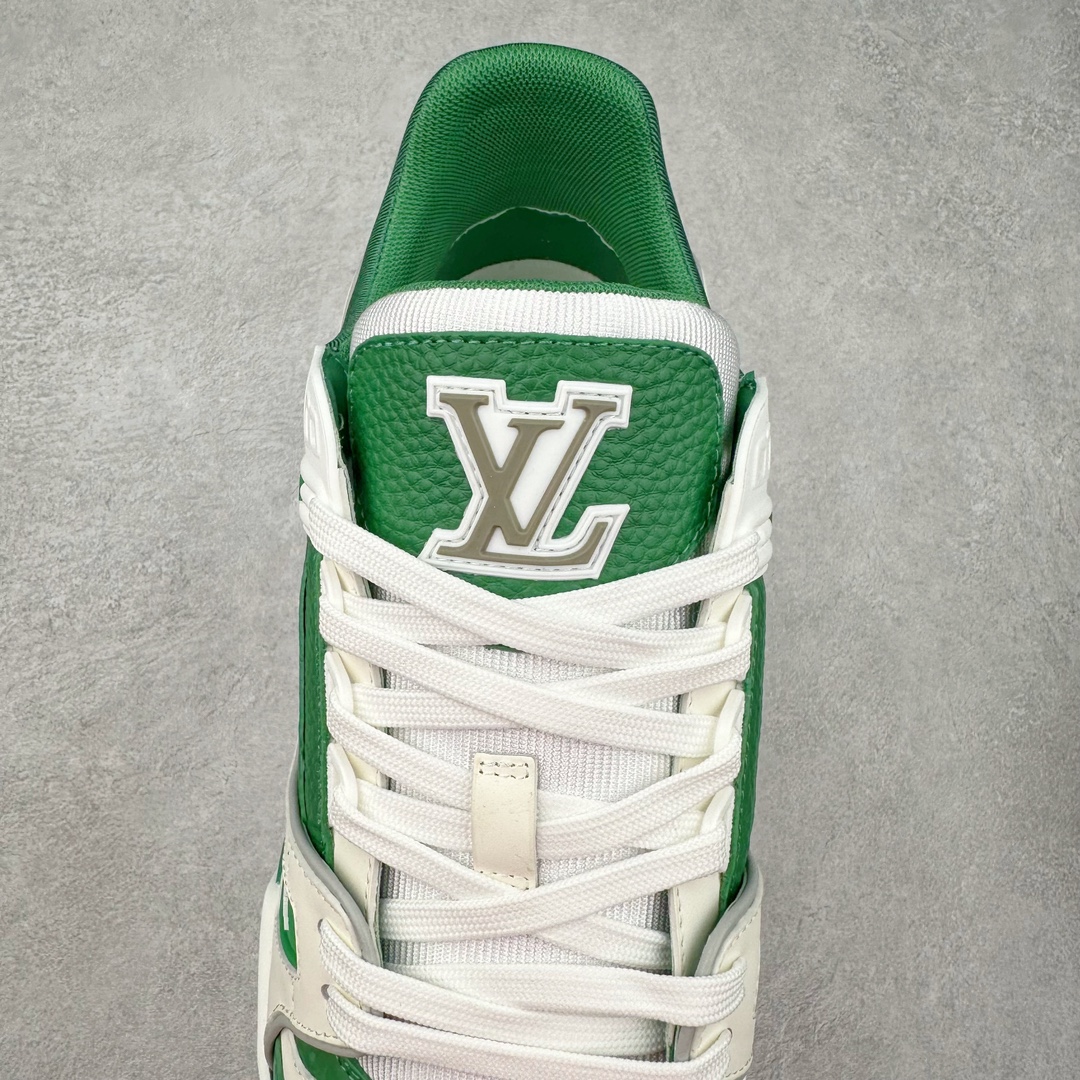 图片[5]-＃K纯原 Louis Vuitton Trainer lv时装走秀运动鞋 市场所有版本中综合最强的货品 GD实力大厂出品 全网最全配色更新最快 最成熟的做工稳定的品控 完美鞋型超高的清洁度 零毛边线头瑕疵 全套原楦原纸版原鞋开模 全网最具灵魂的版型 正确原装黄色鞋盒 正确中底印花 鞋面印花3D高频深度立体 全鞋电脑针车 紧密相连 针距密度一致 环保乳胶注塑鞋垫 厚度脚感还原原版 皮面裁剪部位 统一油边封口工艺 原装橡胶大底含胶量大底组合零偏差 专柜全套包装 防尘袋 说明书 质保卡 男女鞋 尺码：35 36 37 38 39 40 41 42 43 44 45-选品中心