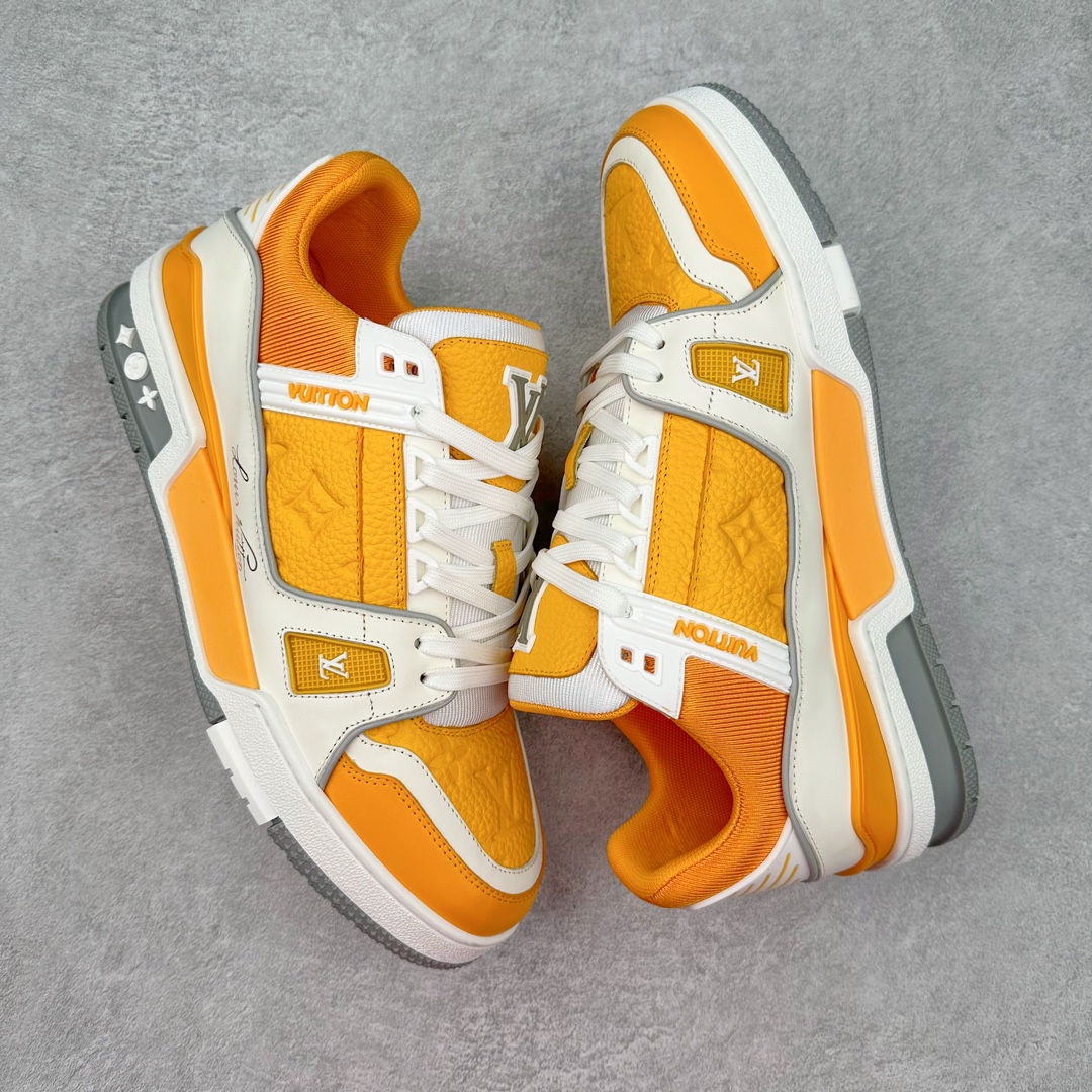 图片[3]-＃K纯原 Louis Vuitton Trainer lv时装走秀运动鞋 市场所有版本中综合最强的货品 GD实力大厂出品 全网最全配色更新最快 最成熟的做工稳定的品控 完美鞋型超高的清洁度 零毛边线头瑕疵 全套原楦原纸版原鞋开模 全网最具灵魂的版型 正确原装黄色鞋盒 正确中底印花 鞋面印花3D高频深度立体 全鞋电脑针车 紧密相连 针距密度一致 环保乳胶注塑鞋垫 厚度脚感还原原版 皮面裁剪部位 统一油边封口工艺 原装橡胶大底含胶量大底组合零偏差 专柜全套包装 防尘袋 说明书 质保卡 男女鞋 尺码：35 36 37 38 39 40 41 42 43 44 45-选品中心