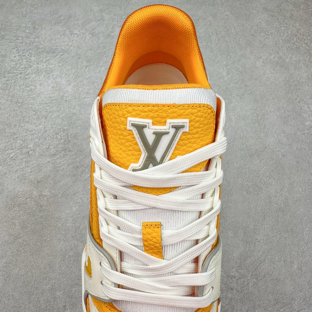 图片[5]-＃K纯原 Louis Vuitton Trainer lv时装走秀运动鞋 市场所有版本中综合最强的货品 GD实力大厂出品 全网最全配色更新最快 最成熟的做工稳定的品控 完美鞋型超高的清洁度 零毛边线头瑕疵 全套原楦原纸版原鞋开模 全网最具灵魂的版型 正确原装黄色鞋盒 正确中底印花 鞋面印花3D高频深度立体 全鞋电脑针车 紧密相连 针距密度一致 环保乳胶注塑鞋垫 厚度脚感还原原版 皮面裁剪部位 统一油边封口工艺 原装橡胶大底含胶量大底组合零偏差 专柜全套包装 防尘袋 说明书 质保卡 男女鞋 尺码：35 36 37 38 39 40 41 42 43 44 45-选品中心
