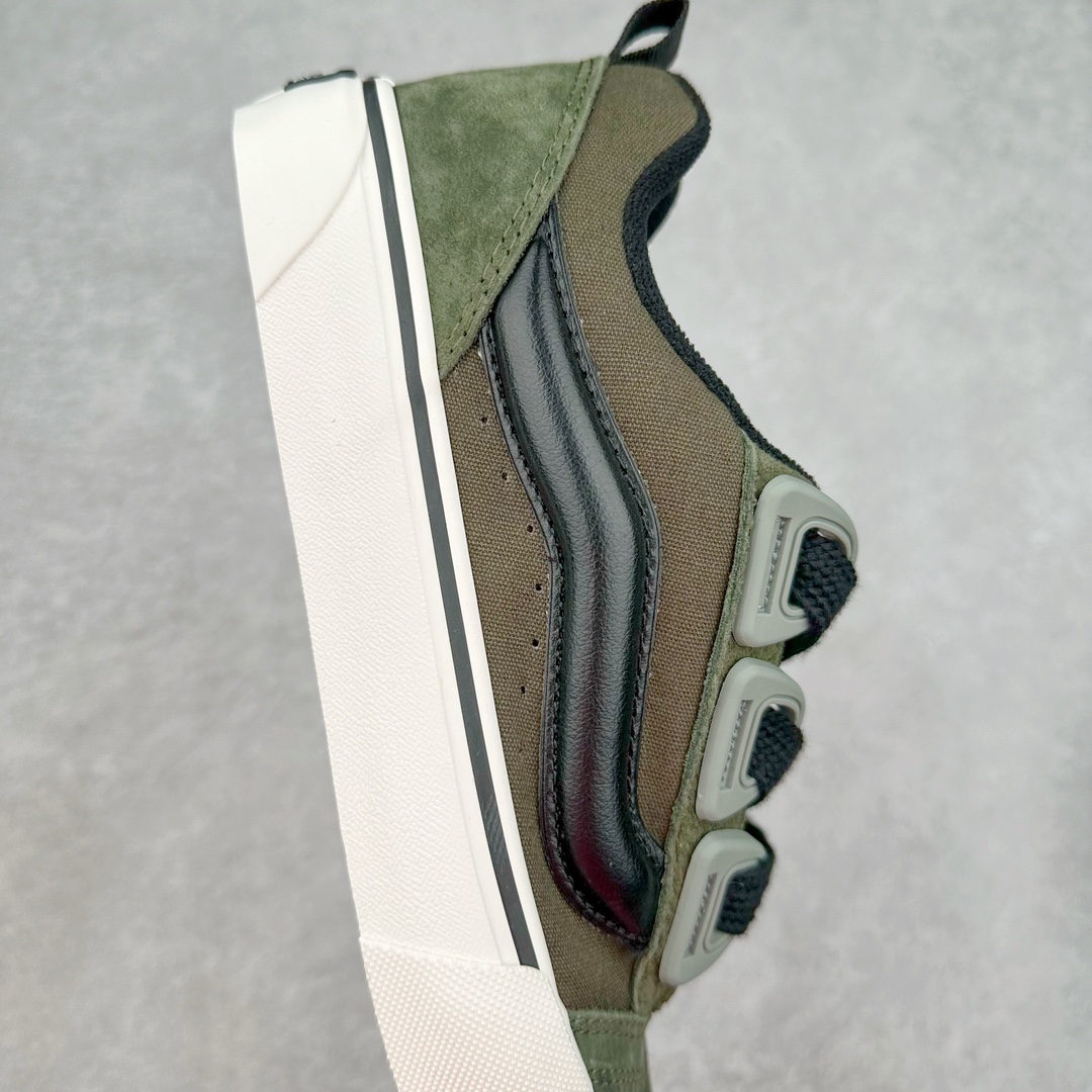 图片[6]-Vans Knu Skool DR “DR新系列面包鞋，个性十足”DR新款是对90年代经典风格的重新诠释，Vans将现在的Knu Skool的“宽大”特点进一步放大，将携带空改为了极具现代风格的D形鞋带孔，并选用更宽的鞋带绑定鞋身! 尺码：35 36 36.5 37 38 38.5 39 40 40.5 41 42 42.5 43 44 45 工艺：硫化1：1（重量1：1、真标、原钢印、材质标、鞋型标、合格证）-选品中心