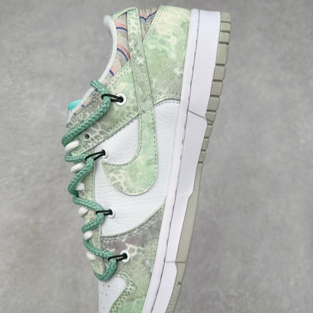 图片[7]-NK Dunk Low 定制配色 SJ2068-229 大厂出品 极力推荐 原装头层材料 独家版型蒸餾加工帶來的是更好的视觉和脚感体验大厂纯原品质出货 清洁度 电绣工艺 皮料切割干净无任何毛边 细节完美 尺码：36 36.5 37.5 38 38.5 39 40 40.5 41 42 42.5 43 44 44.5 45 46 47.5-选品中心