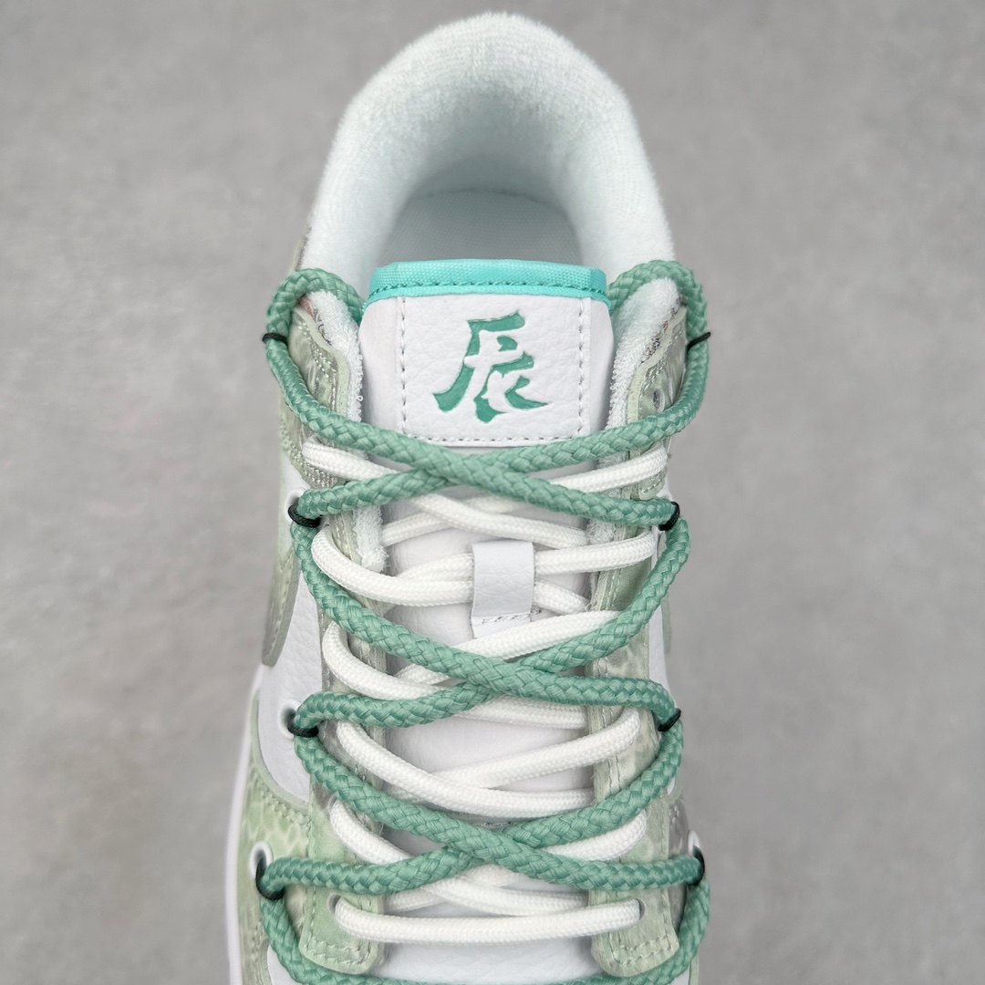 图片[5]-NK Dunk Low 定制配色 SJ2068-229 大厂出品 极力推荐 原装头层材料 独家版型蒸餾加工帶來的是更好的视觉和脚感体验大厂纯原品质出货 清洁度 电绣工艺 皮料切割干净无任何毛边 细节完美 尺码：36 36.5 37.5 38 38.5 39 40 40.5 41 42 42.5 43 44 44.5 45 46 47.5-选品中心