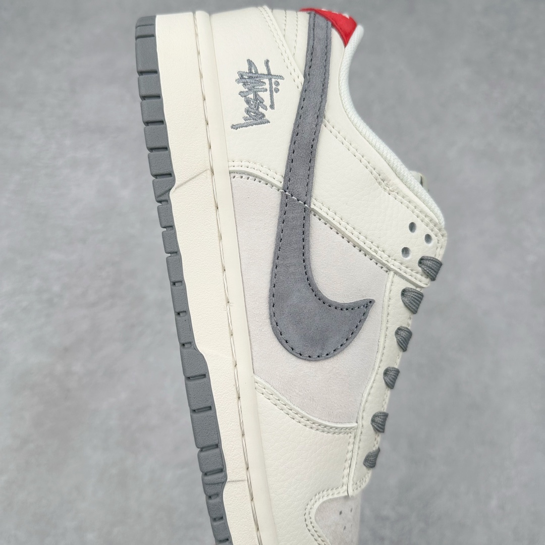 图片[6]-NK Dunk Low 定制配色 XY2025-015 大厂出品 极力推荐 原装头层材料 独家版型蒸餾加工帶來的是更好的视觉和脚感体验大厂纯原品质出货 清洁度 电绣工艺 皮料切割干净无任何毛边 细节完美 尺码：36 36.5 37.5 38 38.5 39 40 40.5 41 42 42.5 43 44 44.5 45 46 47.5-选品中心