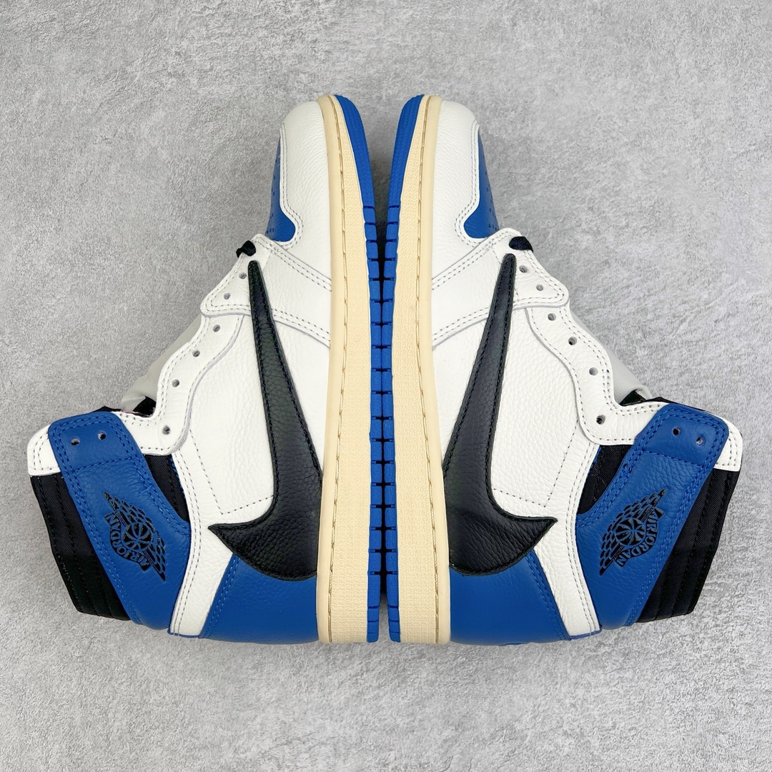 图片[4]-＃H12同源特价 Travis Scott x Fragment x Air Jordan AJ1 High OG SP \\\”Military Blue\\\”闪电倒勾高帮 DH3227-105 原盒原配 外盒透明胶套 内侧字体 工整带凹凸感 原厂拉帮工艺 针距密度一致 全新升级网板中底 原楦原纸板开发 后跟弧度收口自然不对折 极致一眼正品既视感 原厂皮料 进口玻璃冲刀皮料裁剪零毛边 承诺百分百一致原鞋 全鞋电脑针车工艺 鞋面清洁度最高QC检验标准 控制溢胶 飞翼3D高频深度立体 鞋盒、防尘纸 均采购来自原厂 尺码：36 36.5 37.5 38 38.5 39 40 40.5 41 42 42.5 43 44 44.5 45 46 47.5-选品中心