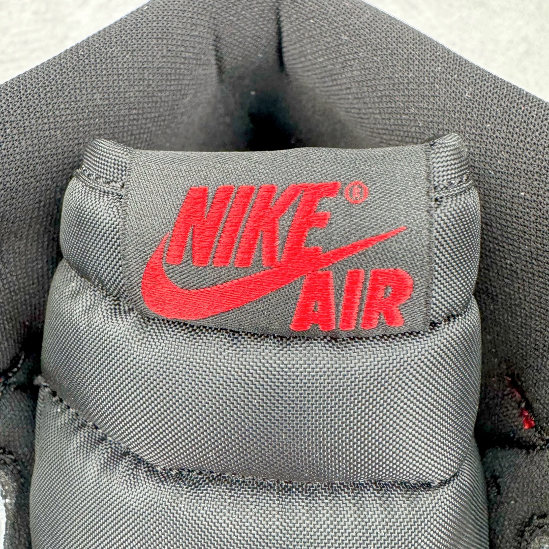 图片[13]-＃OG纯原 Air Jordan AJ1 Retro High 新黑脚趾2024 DZ5485-106 原盒原配 原厂拉帮工艺 针距密度一致 全新升级网板中底 原楦原纸板开发 后跟弧度收口自然不对折 极致一眼正品既视感 原厂皮料 进口玻璃冲刀皮料裁剪零毛边 承诺百分百一致原鞋 全鞋电脑针车工艺 鞋面清洁度最高QC检验标准 控制溢胶 飞翼3D高频深度立体 鞋盒、防尘纸 均采购来自原厂 尺码：36 36.5 37.5 38 38.5 39 40 40.5 41 42 42.5 43 44 44.5 45 46 47.5-选品中心