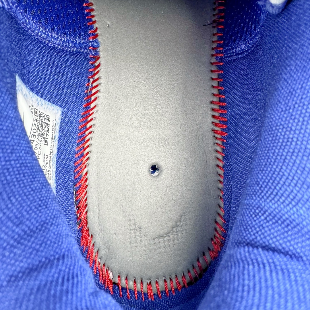 图片[10]-＃OG纯原 NK Zoom Kobe ZK5 科比5代 X-Ray 蓝色骨骼 HJ4303-400 Zoom Turbo气垫➕后掌EVA缓震 实战配置直接拉满 原楦纸板开发 鞋身流线型、后跟塑形 区分土肥圆 原档数据3D打印 鞋面细节匹配原版 全身鞋材卡料色独家定制 唯一正确喷漆SWOOSH NK专利Flyknit飞线科技，给予鞋身足够抗扭矩力 真实底模最大47.5 实战利器 专供海外市场 尺码：40 40.5 41 42 42.5 43 44 44.5 45 46 47.5 （脚宽、脚胖 建议买大半码）-选品中心